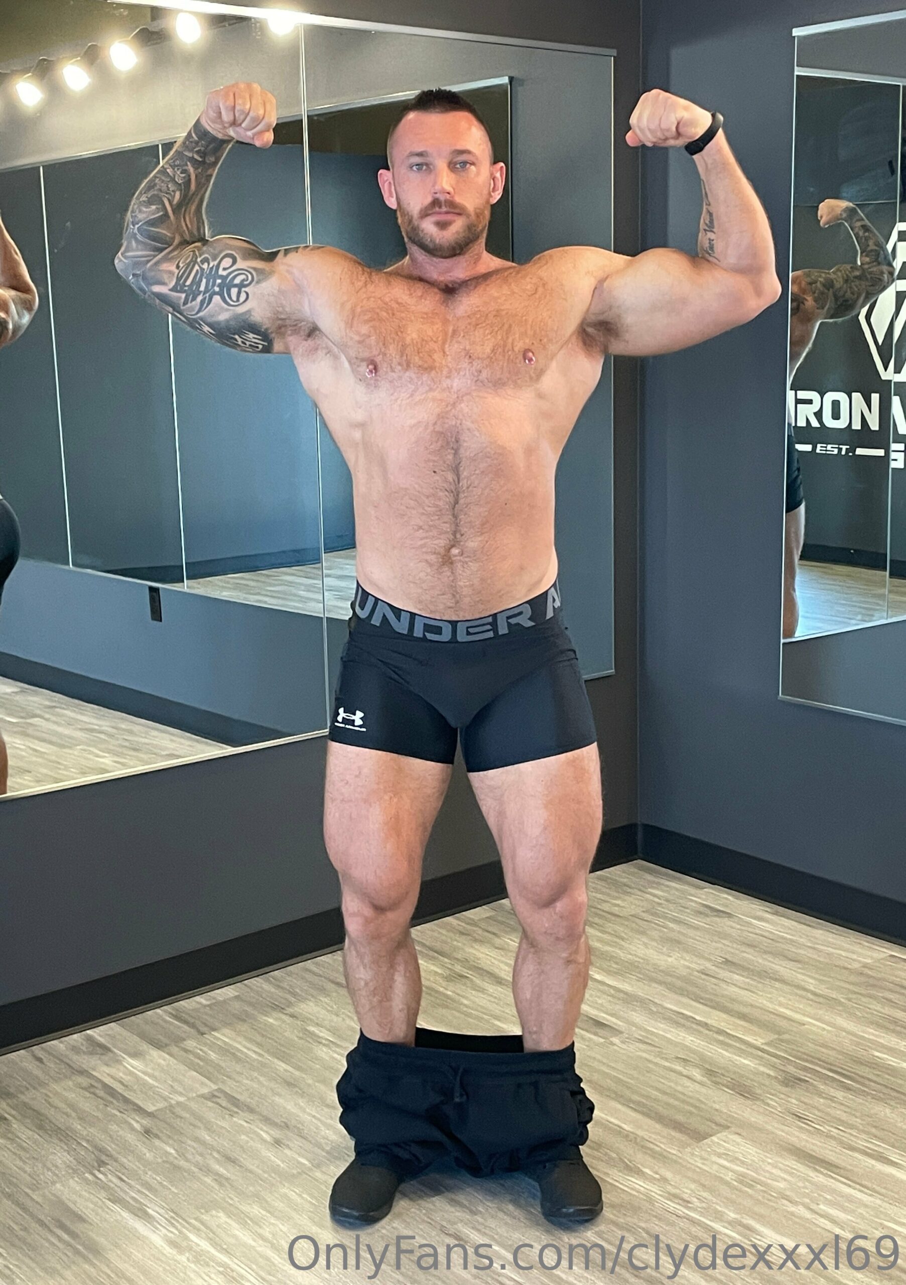 dad clydexxxl69 porn pic FullVID