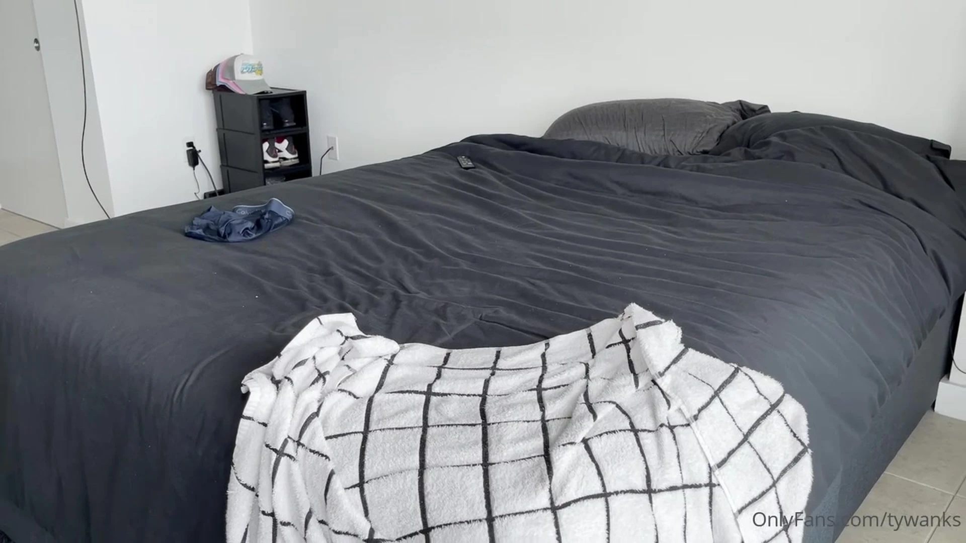 Babe Insatiable tywanks porn