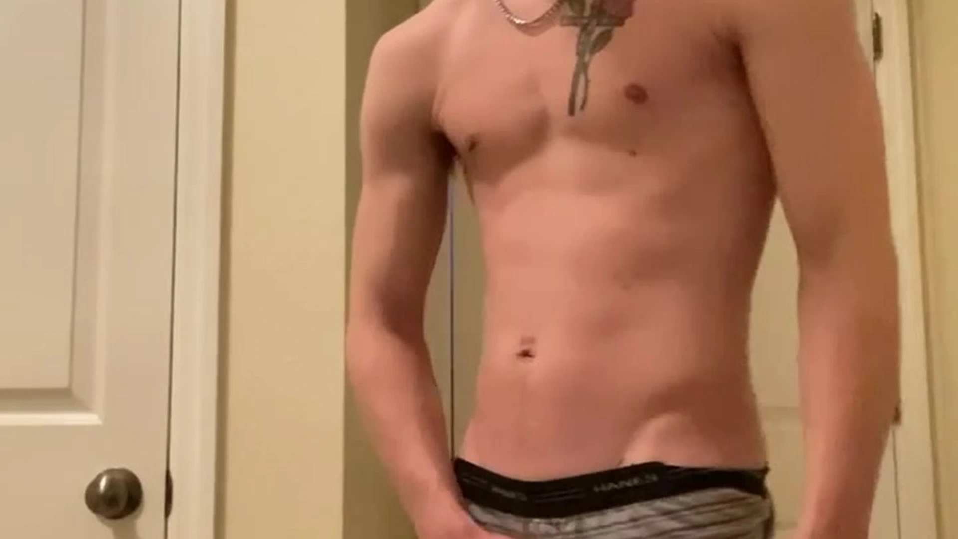 hottie Addicted troytempts nude leaks Sensational