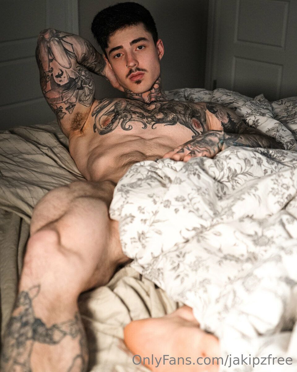 massive dick Jakipz hunk
