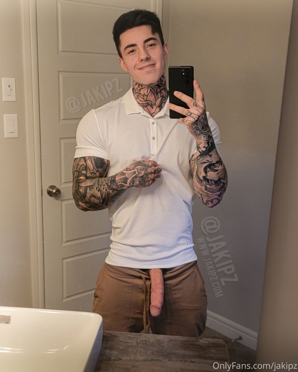 Devoted big cock Jake Andrich nude video full