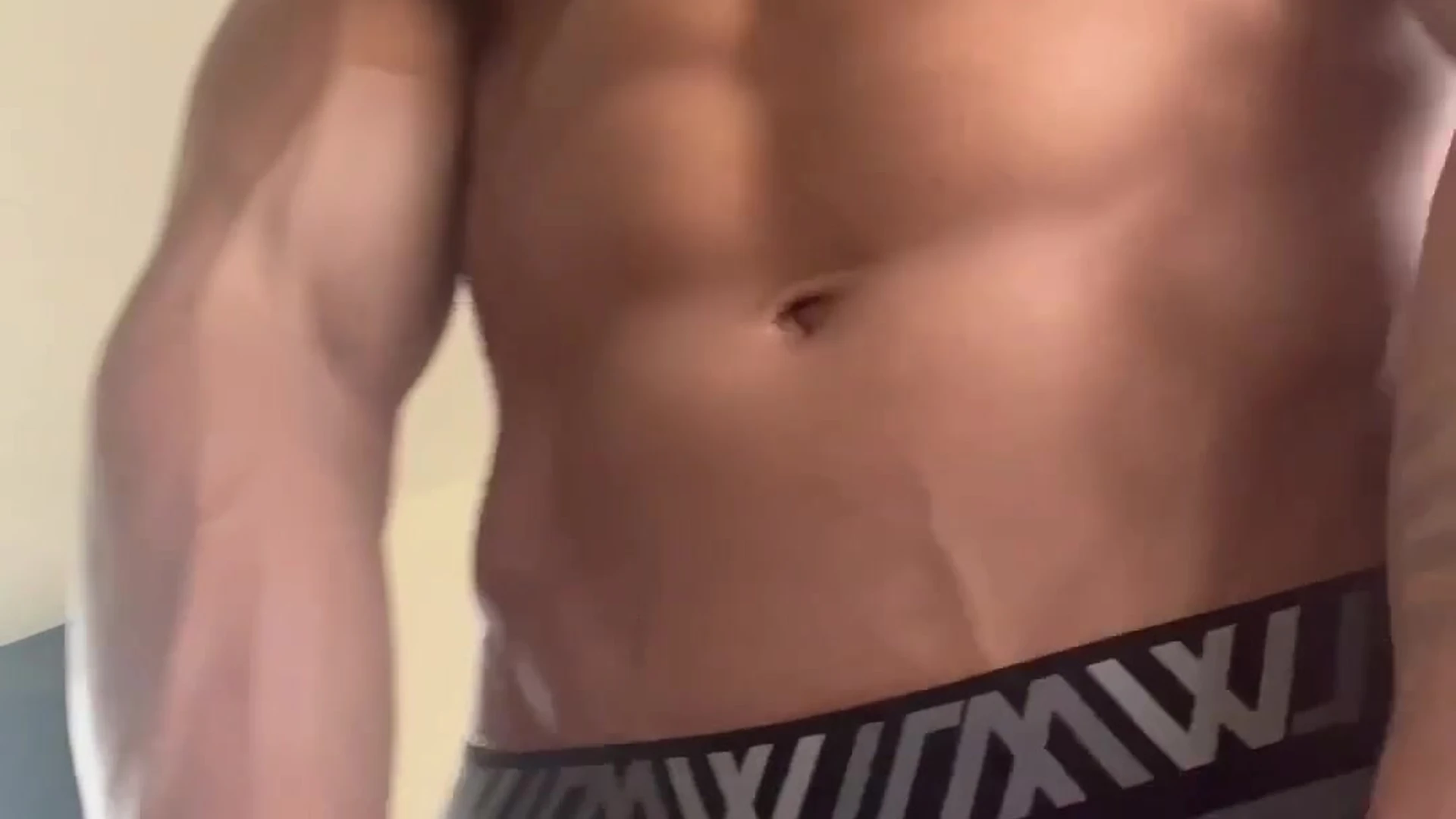 Magnetic  jerking off STUD Levy Van Wilgen sex
