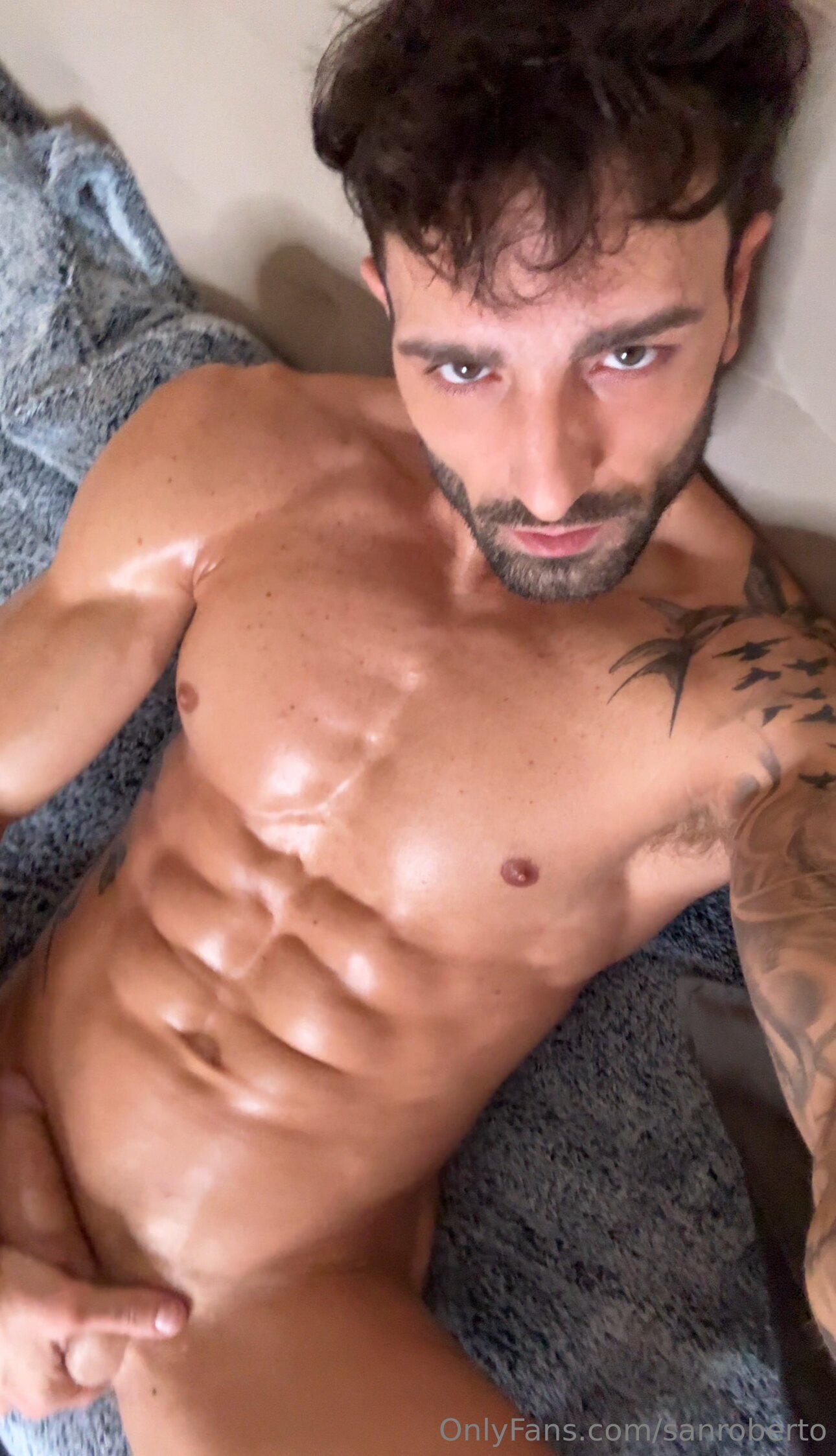 hot muscle god sanroberto nude porn leak
