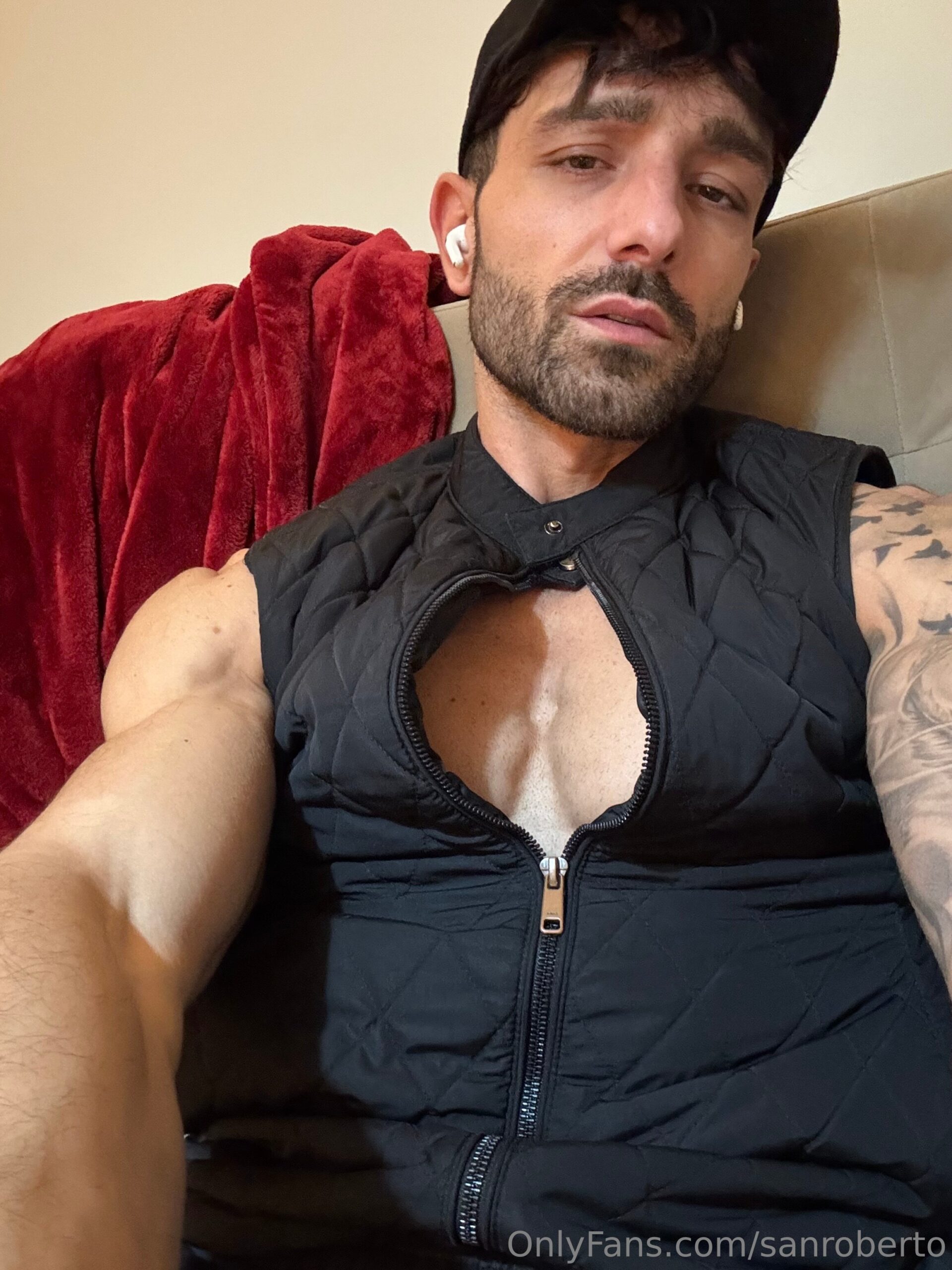 Steadfast jerking off muscle god sanrob bussy