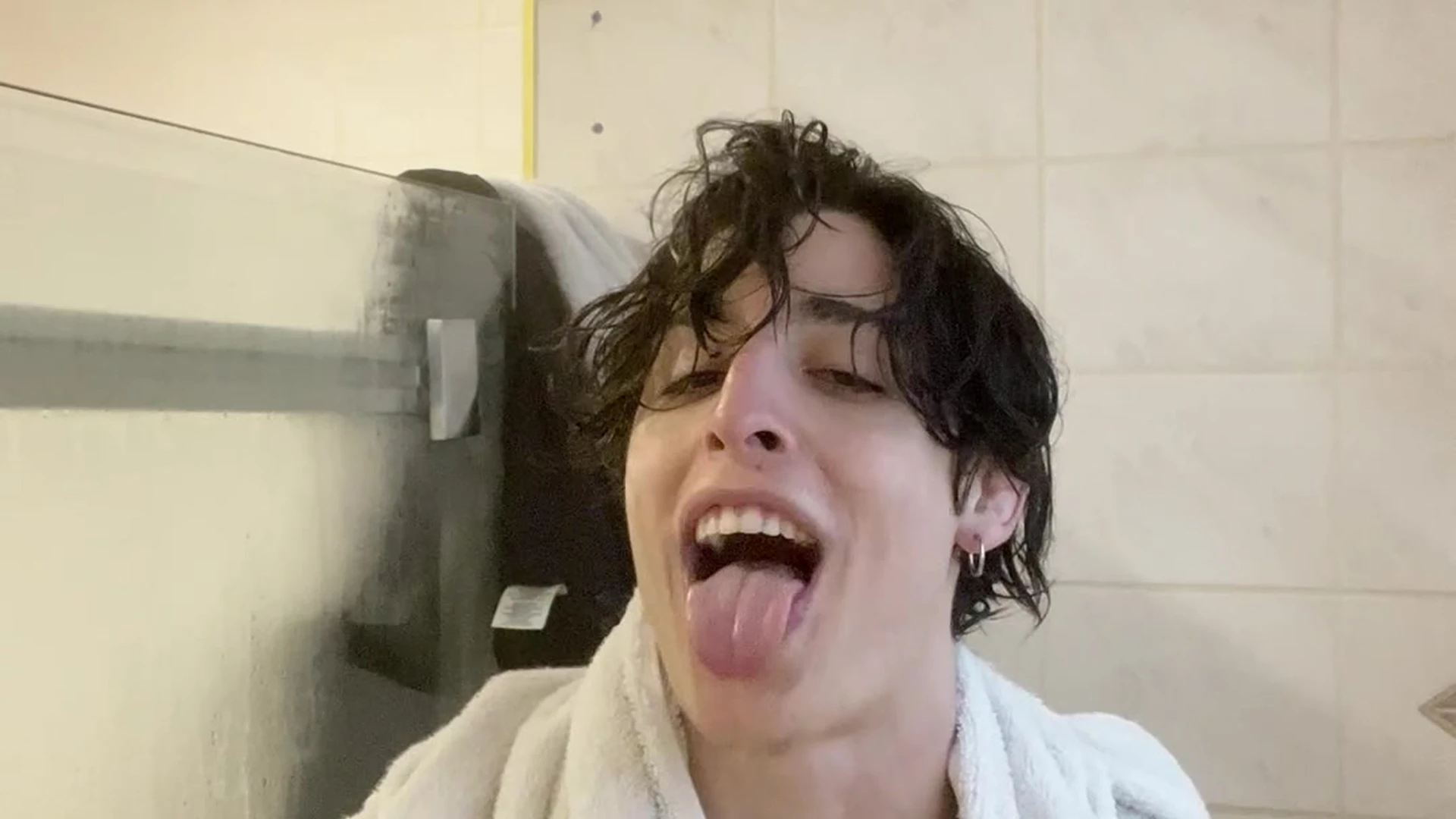 teen Edgy Gattouz0 onlyfans nude gay slut Clip