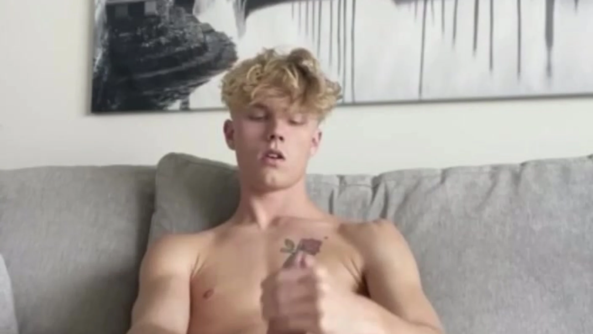 Insatiable troytempts nude Vid