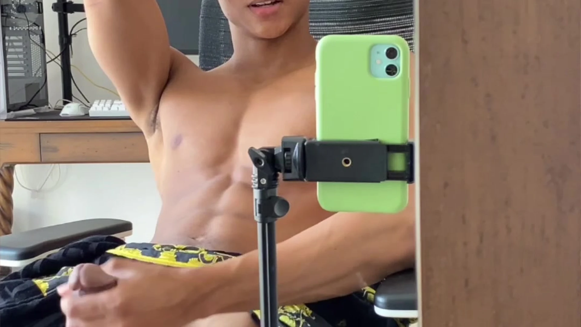 Sensational twunk sjaam Nude porn