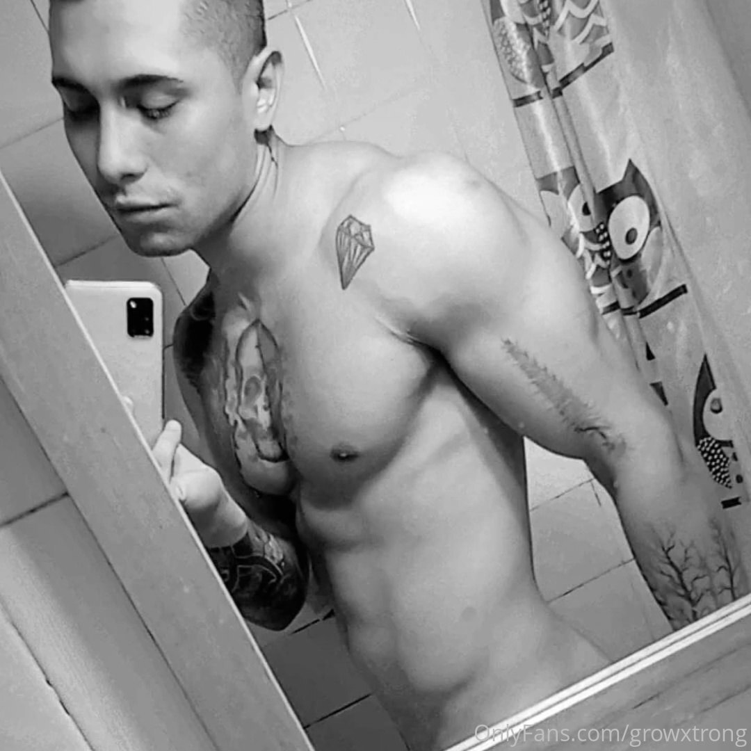 Exposed hottie Macho papixtrong Nude exposed EXPOSED