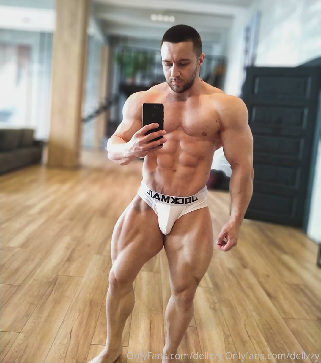 Authentic Bear Dellzzy big pecs Epic