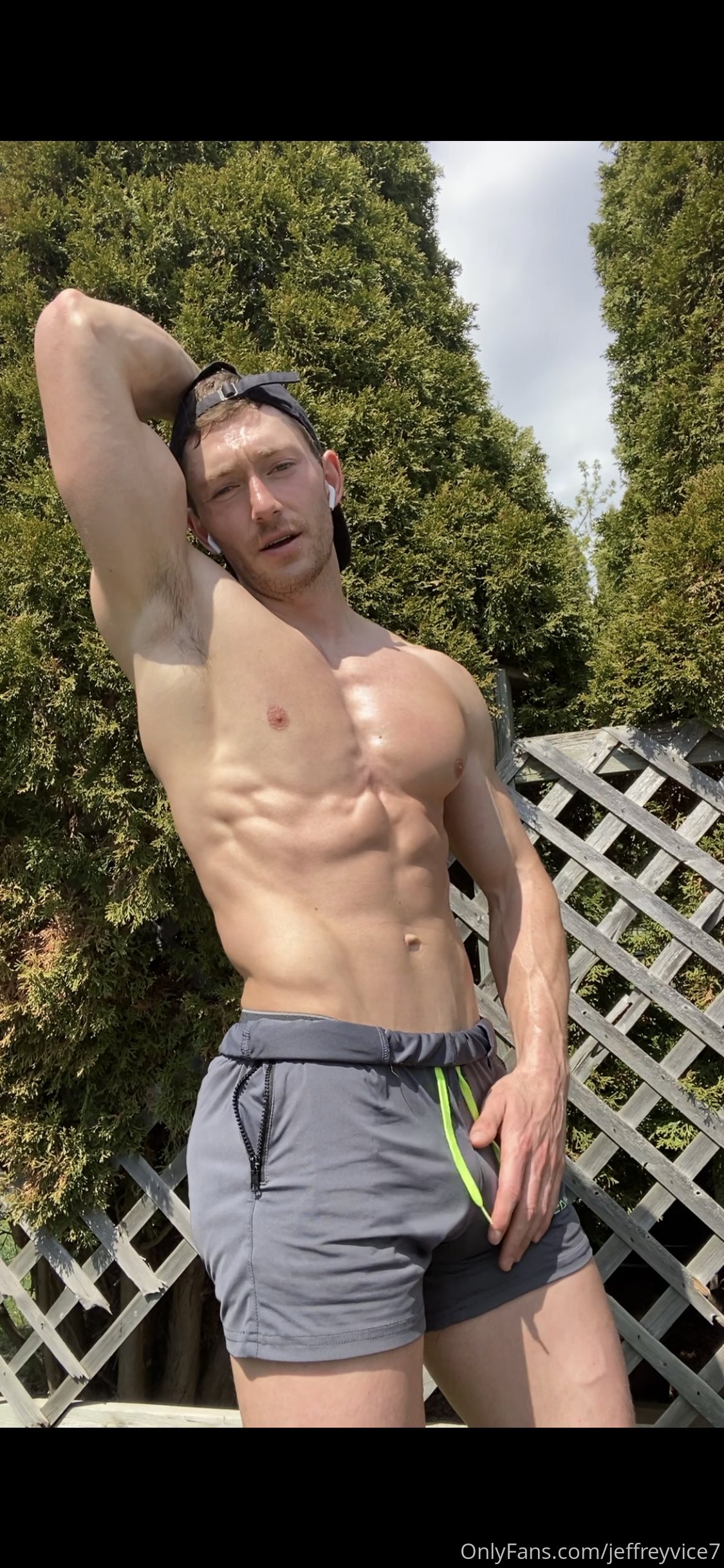 Eager Jeffrey Vice   Vid