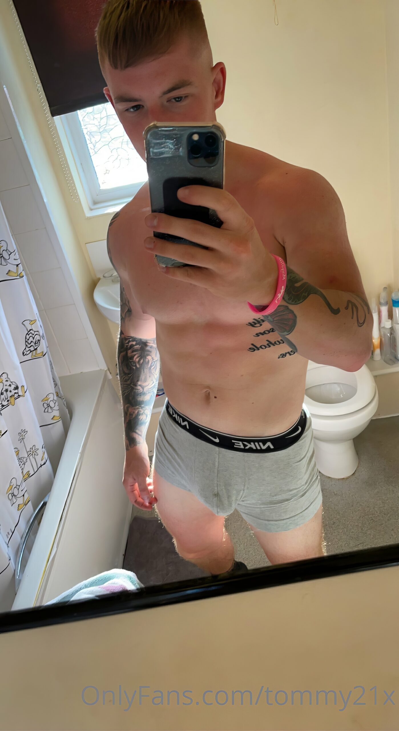 Exposed artistic Cocky Tom Simpson
