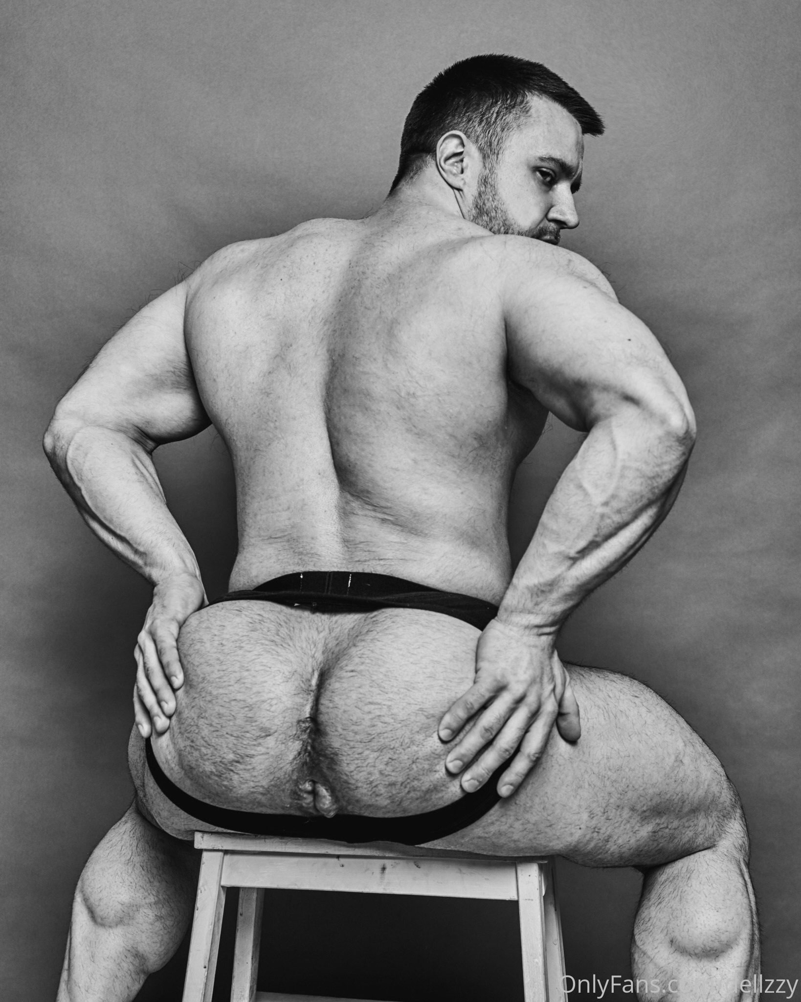 Epic Gay Bear Dellzzy Onlyfans nude