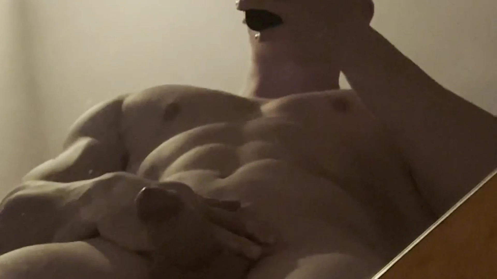 Shrewd playing with himself athletisch timlaurenz Onlyfans leaked