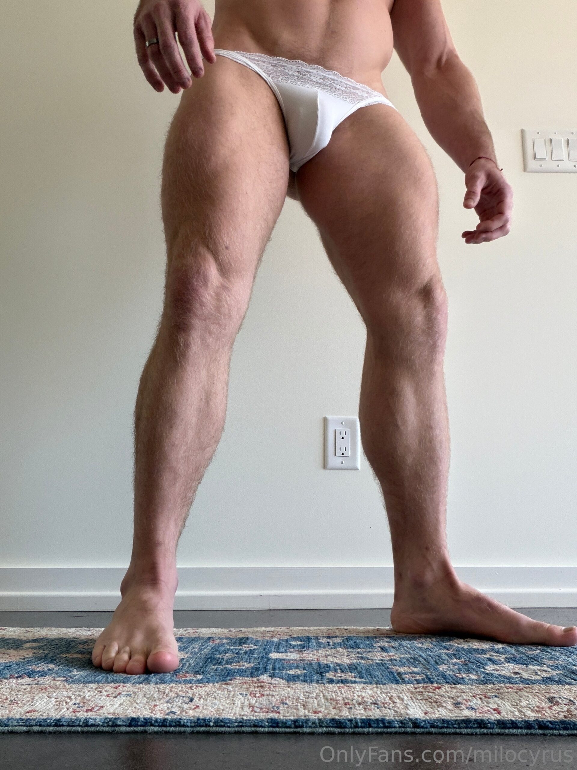 e-boy  gooning DADDY milocyrus onlyfans leaked pics