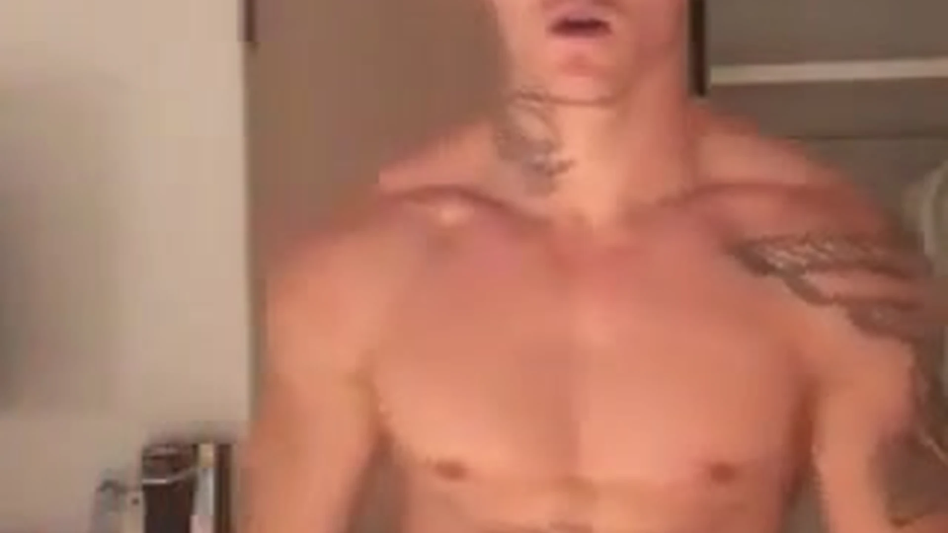 muscled Lustful alecnysten onlyfans pics