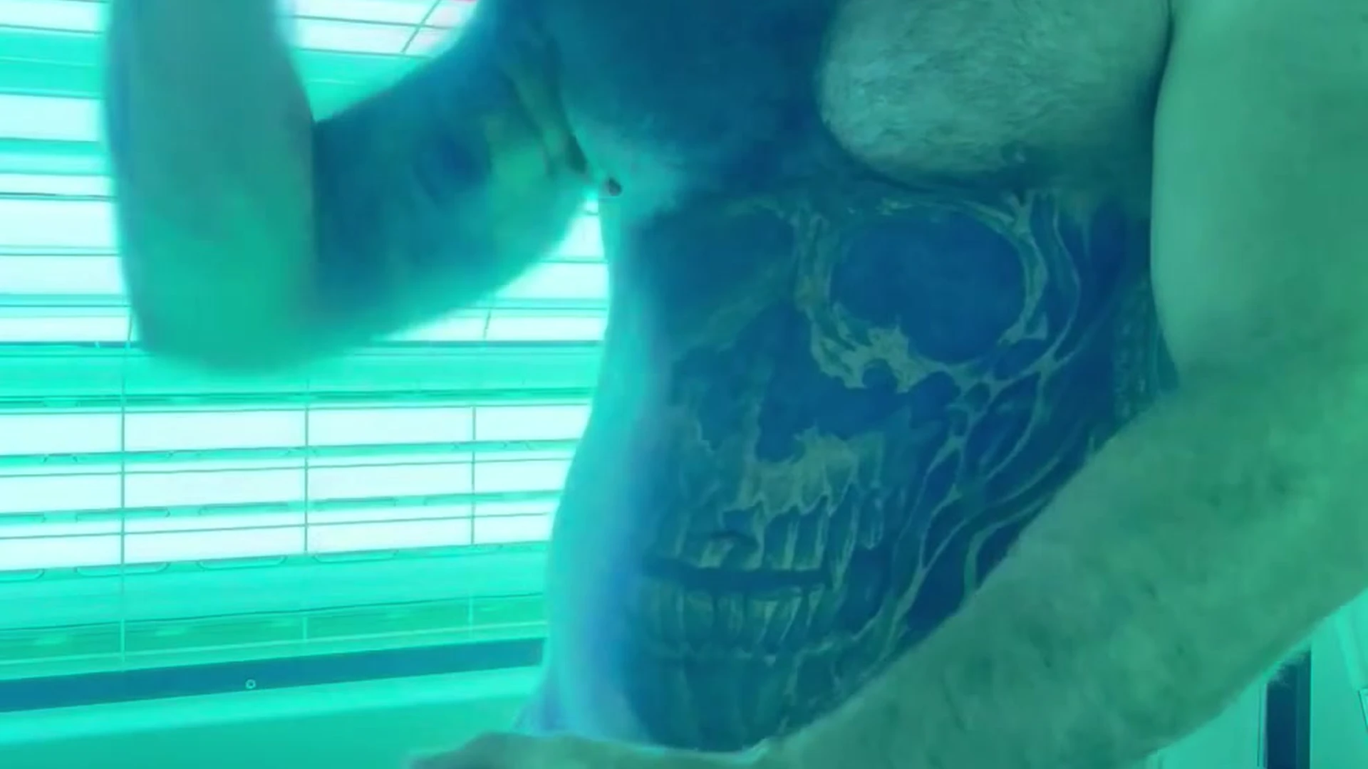 Exposed muscular Papacito GrowXtrong nsfw