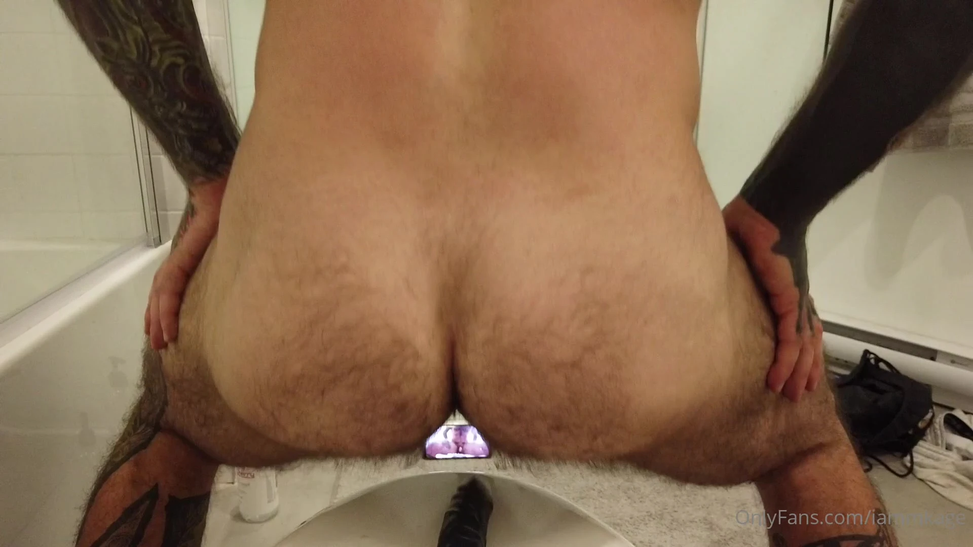 Commanding Markus Kage nude Sensational