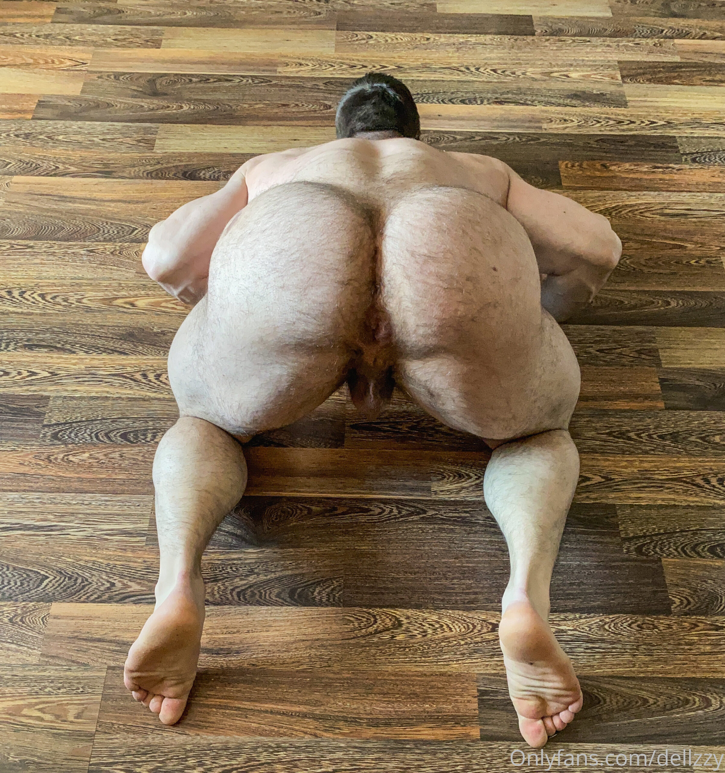 Capable Gay Bear Dellzzy sexy onlyfans leak