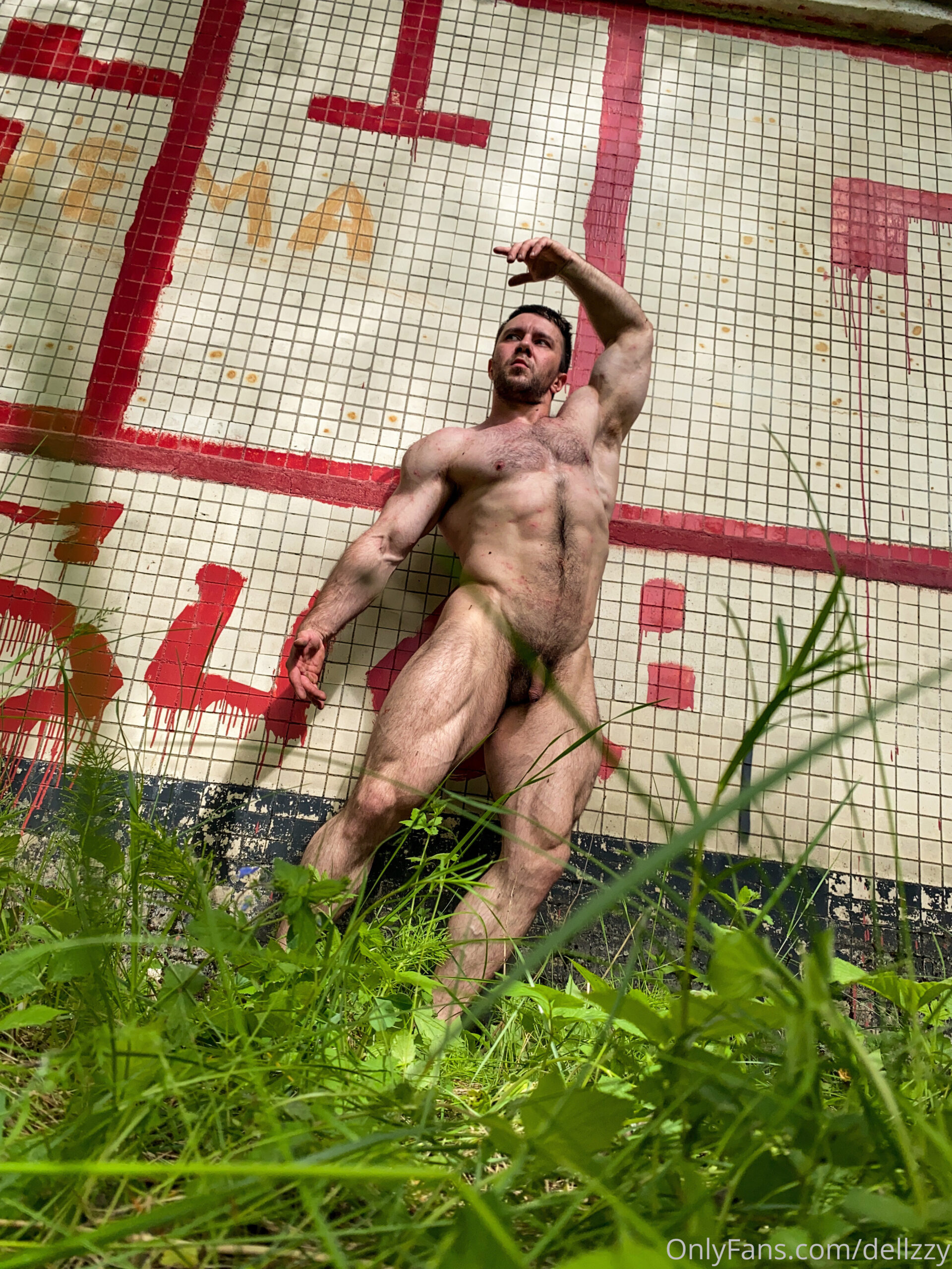 BEEFY Dellzzy solo Exposed