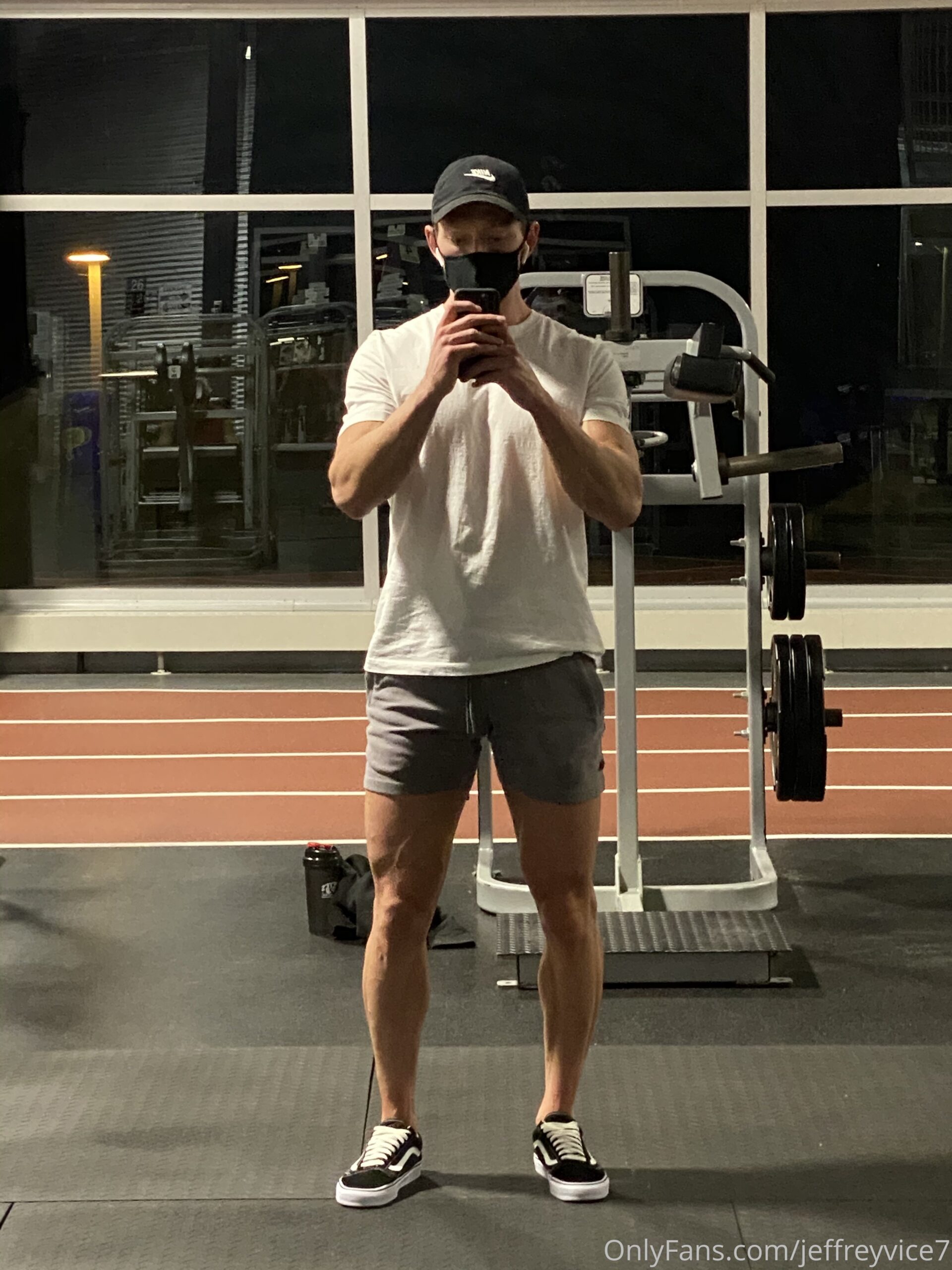 sweaty Jeffrey Vice   Exclusive video full
