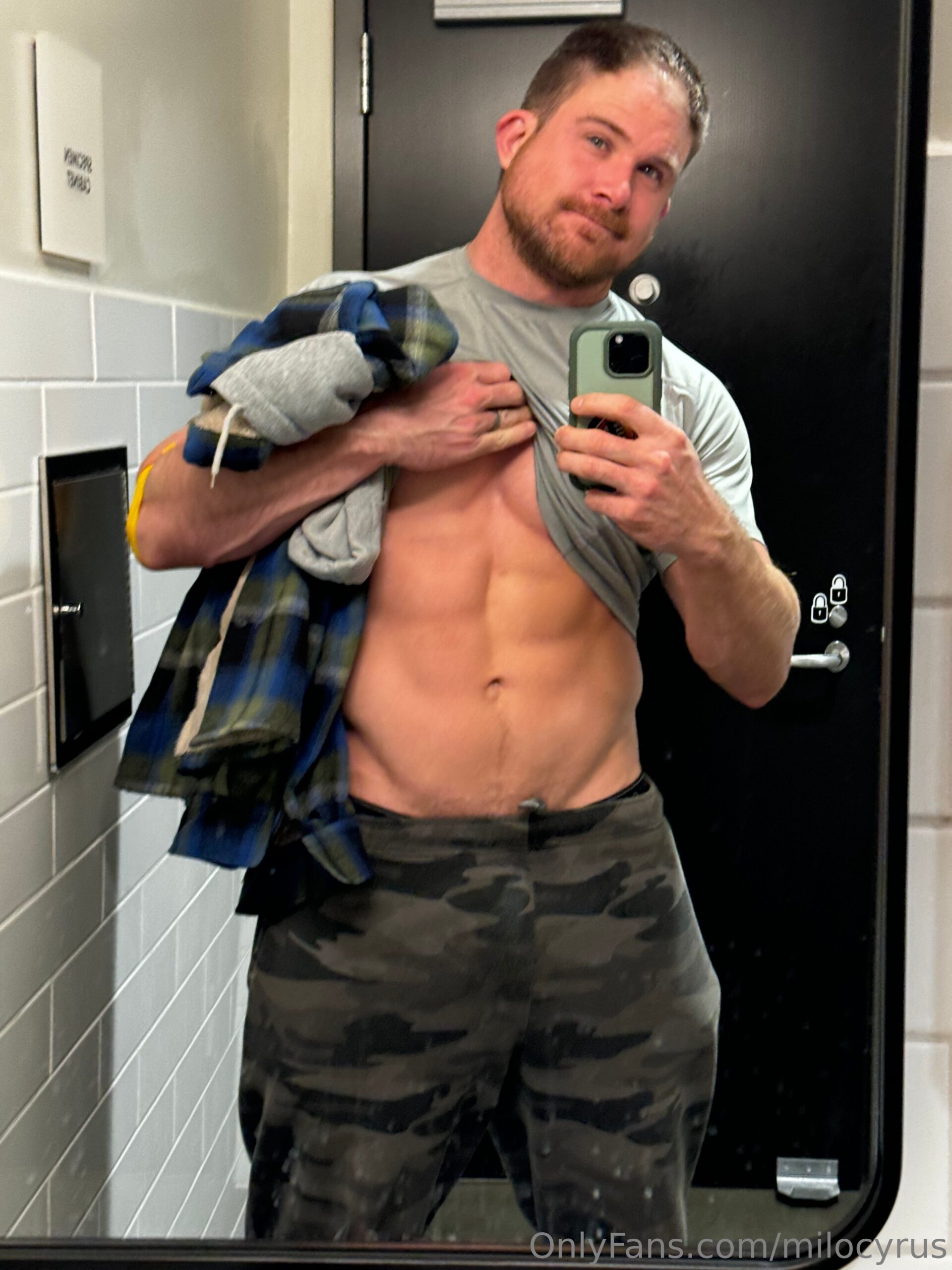 cutie pie Slutty milocyrus solo