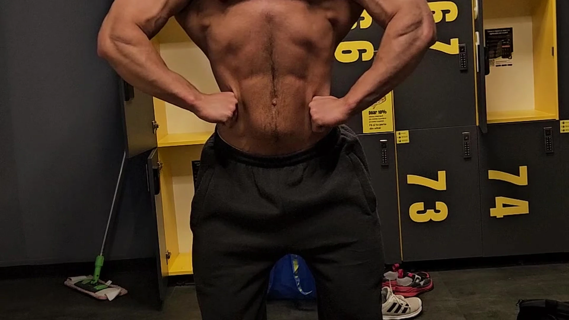 Babe pleasuring himself  DOMINANT muscleboysexy