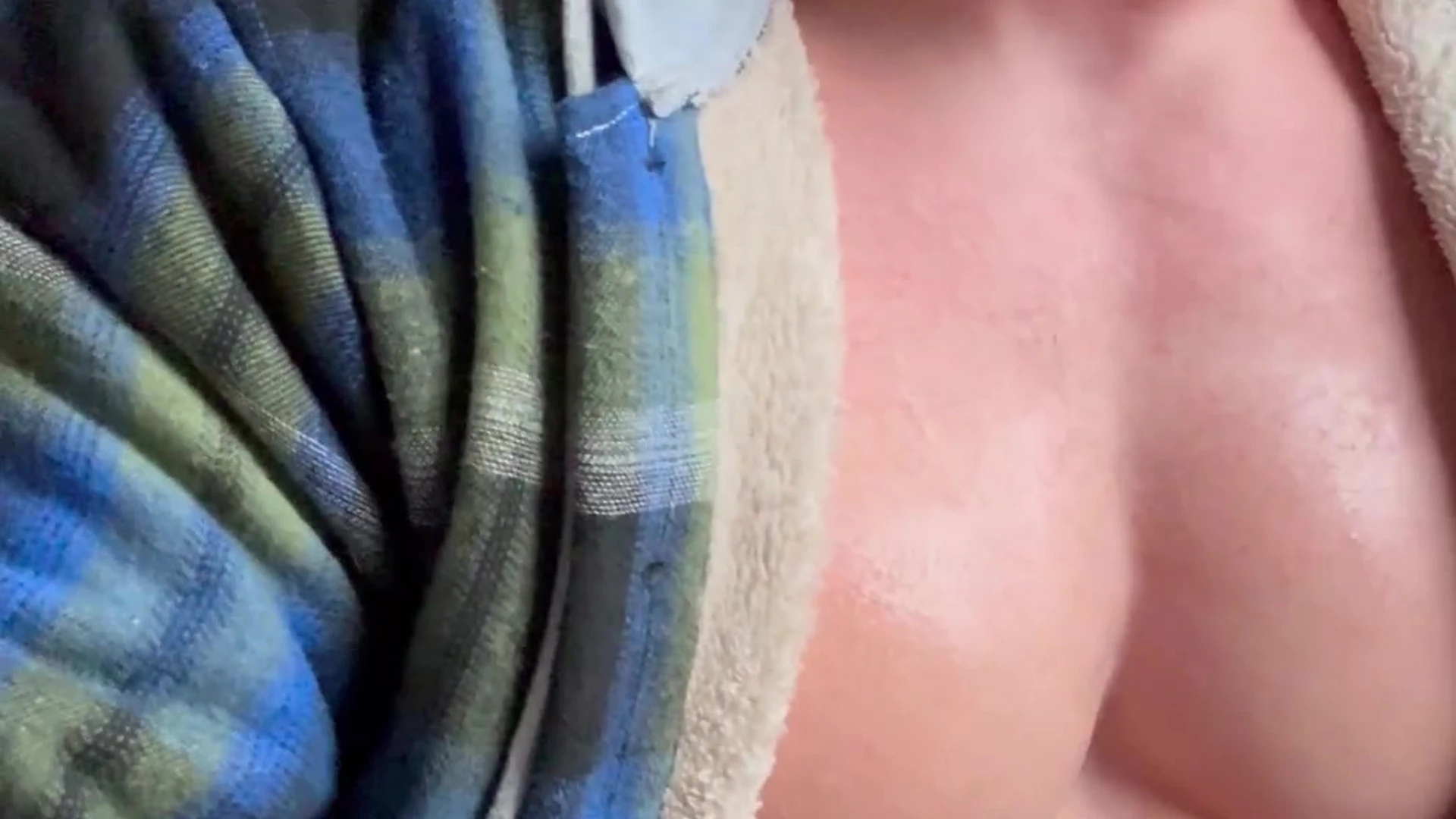 nasty milocyrus nude pecs