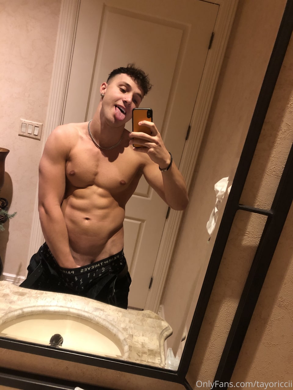 hoe jerking off TIKTOK STAR Tayo Ricci sex