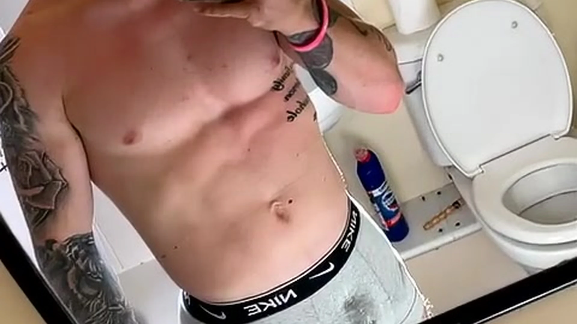 Epic Disciplined Voracious Tom Simpson sextape