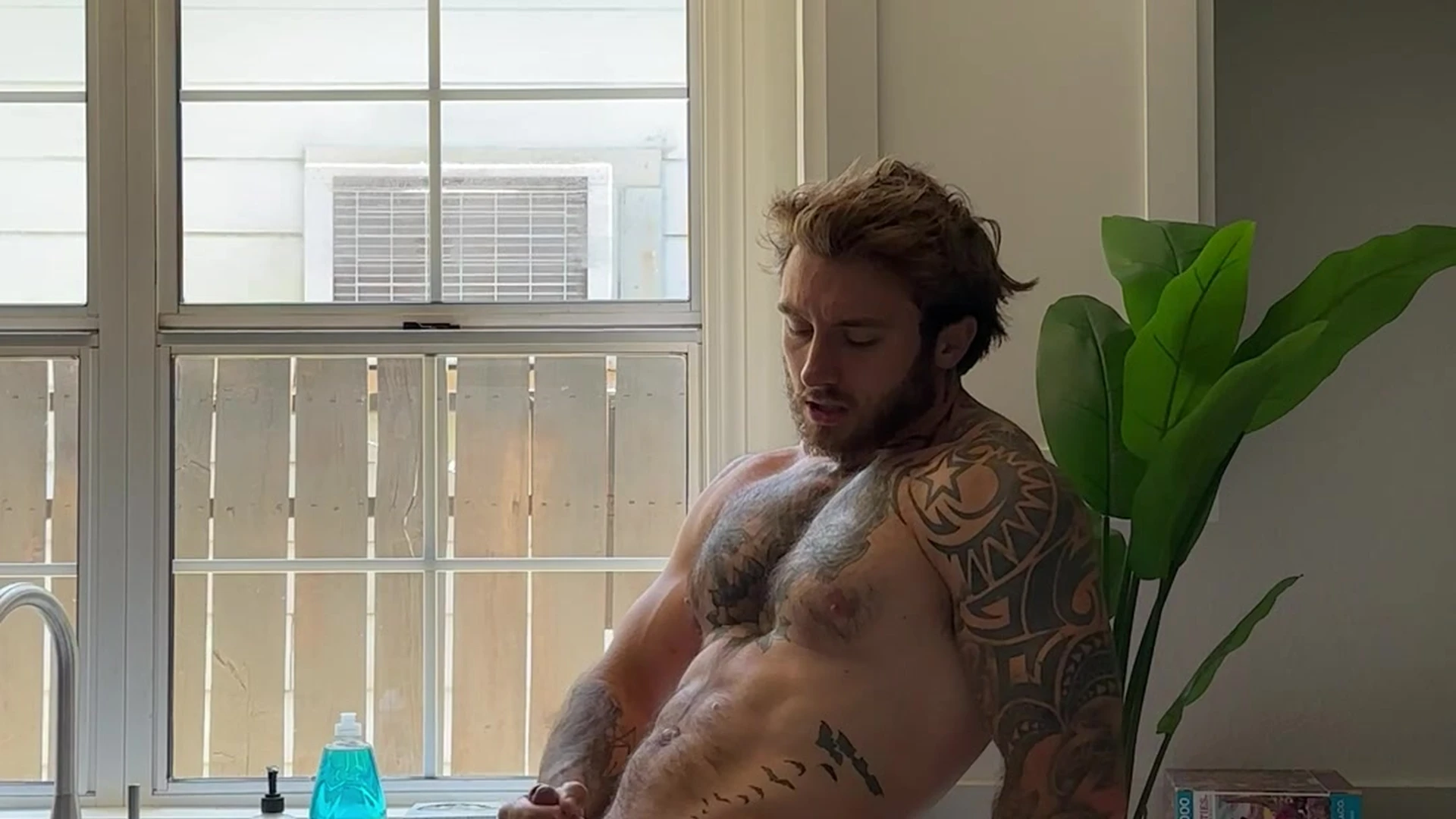 TIKTOK STAR garett__nolan masturbating