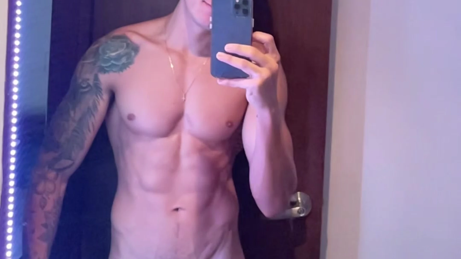 Epic Cock-heavy alejo pino ass