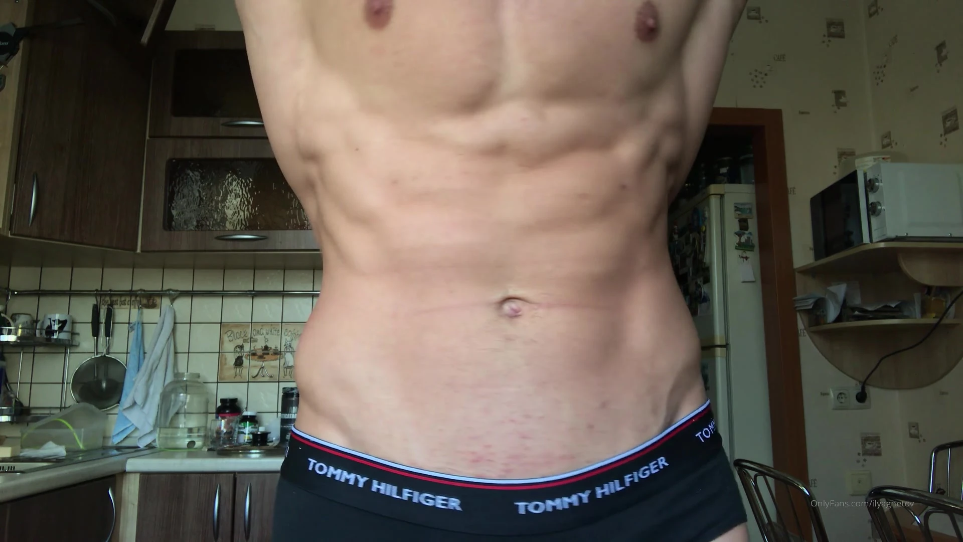 полностью обнажённый Илья Гнётов onlyfans leaked