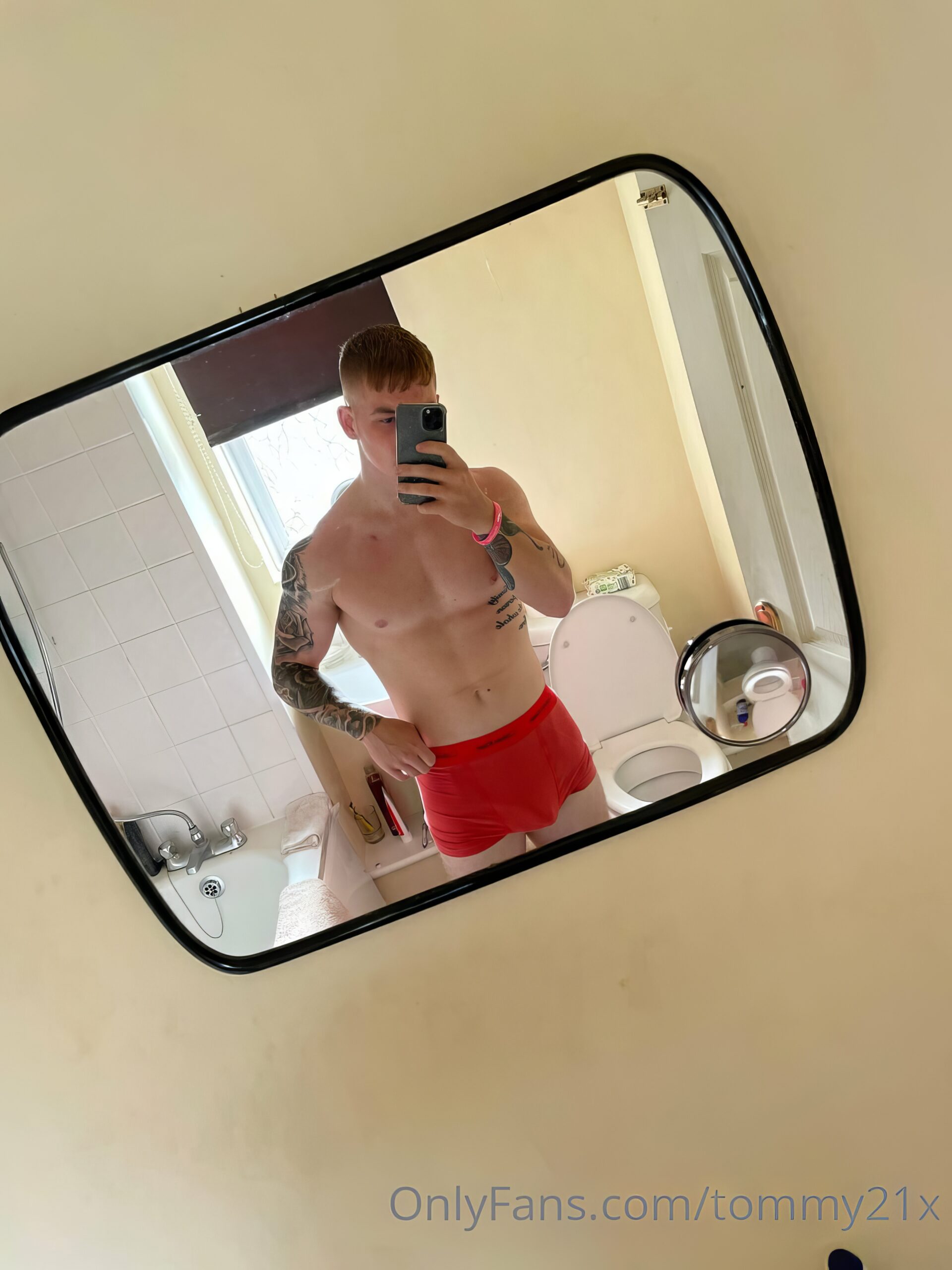 Voracious Tom Simpson onlyfans Clip