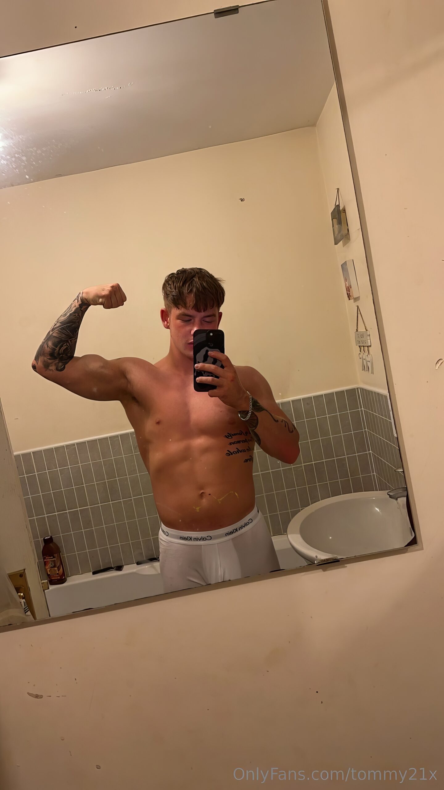 hot Feral Tom Simpson sexy onlyfans leak