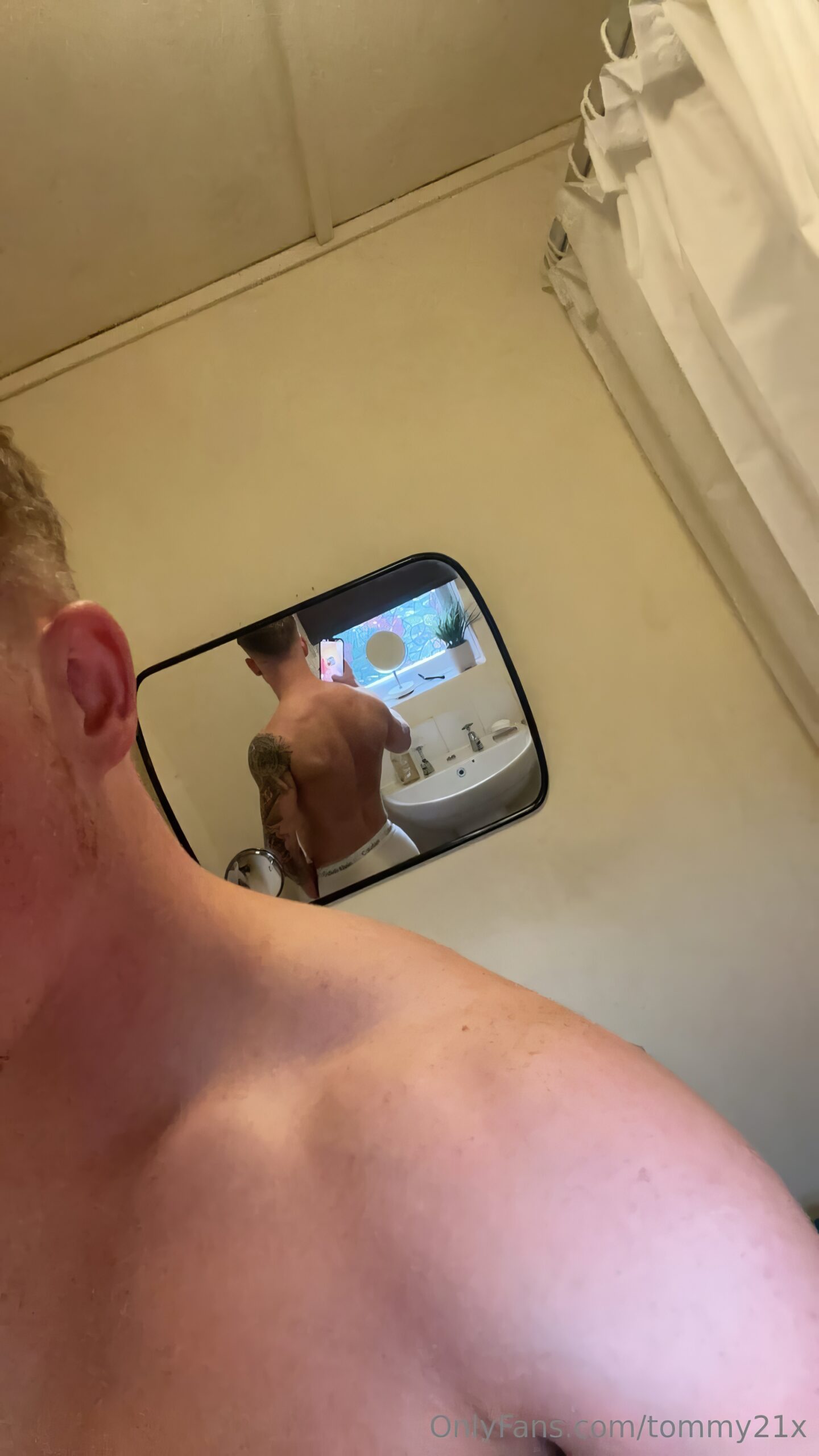 BABE Muscle-bound Tom Simpson leaked Clip