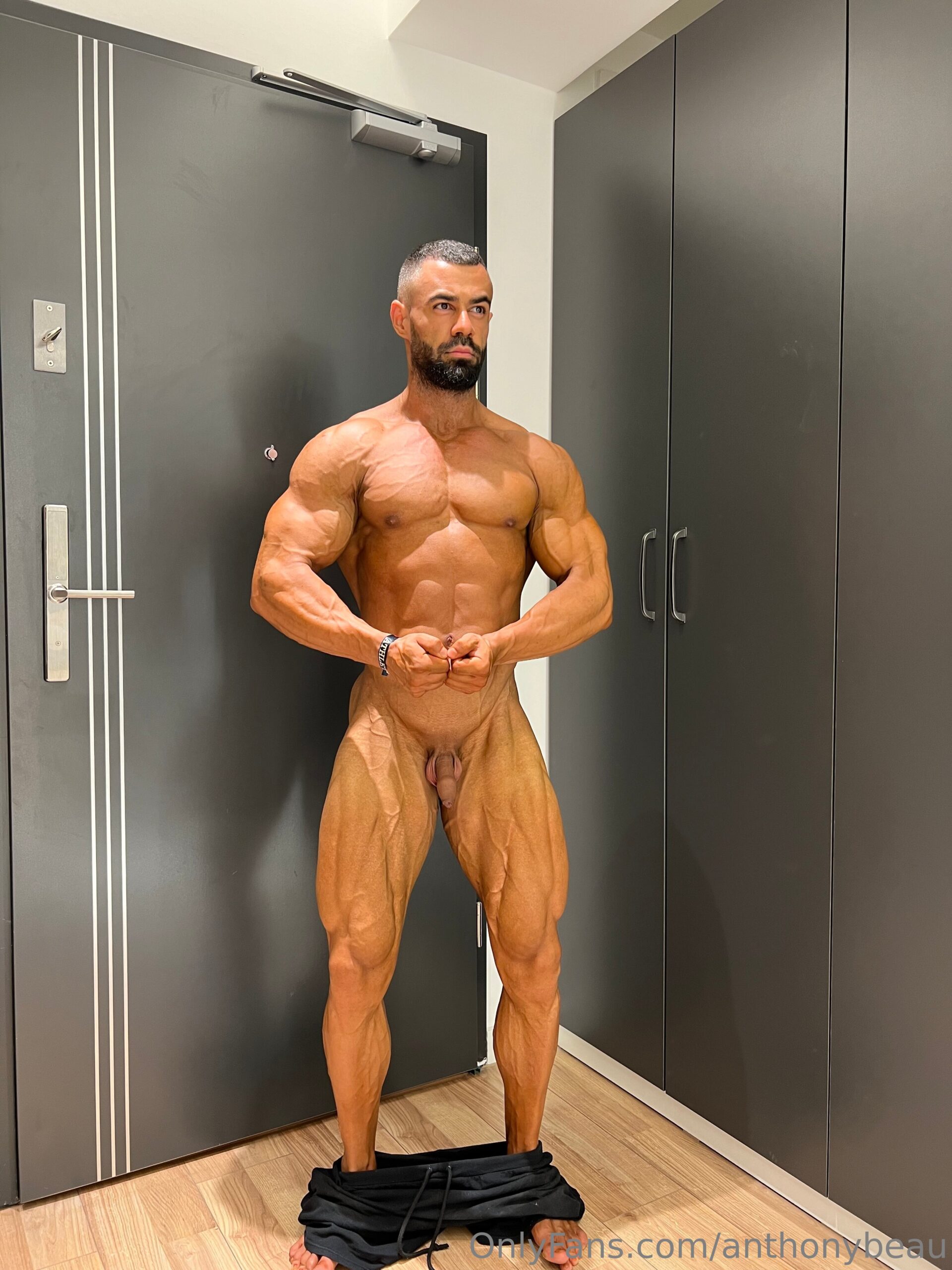 bearded anthonybeau Leaked