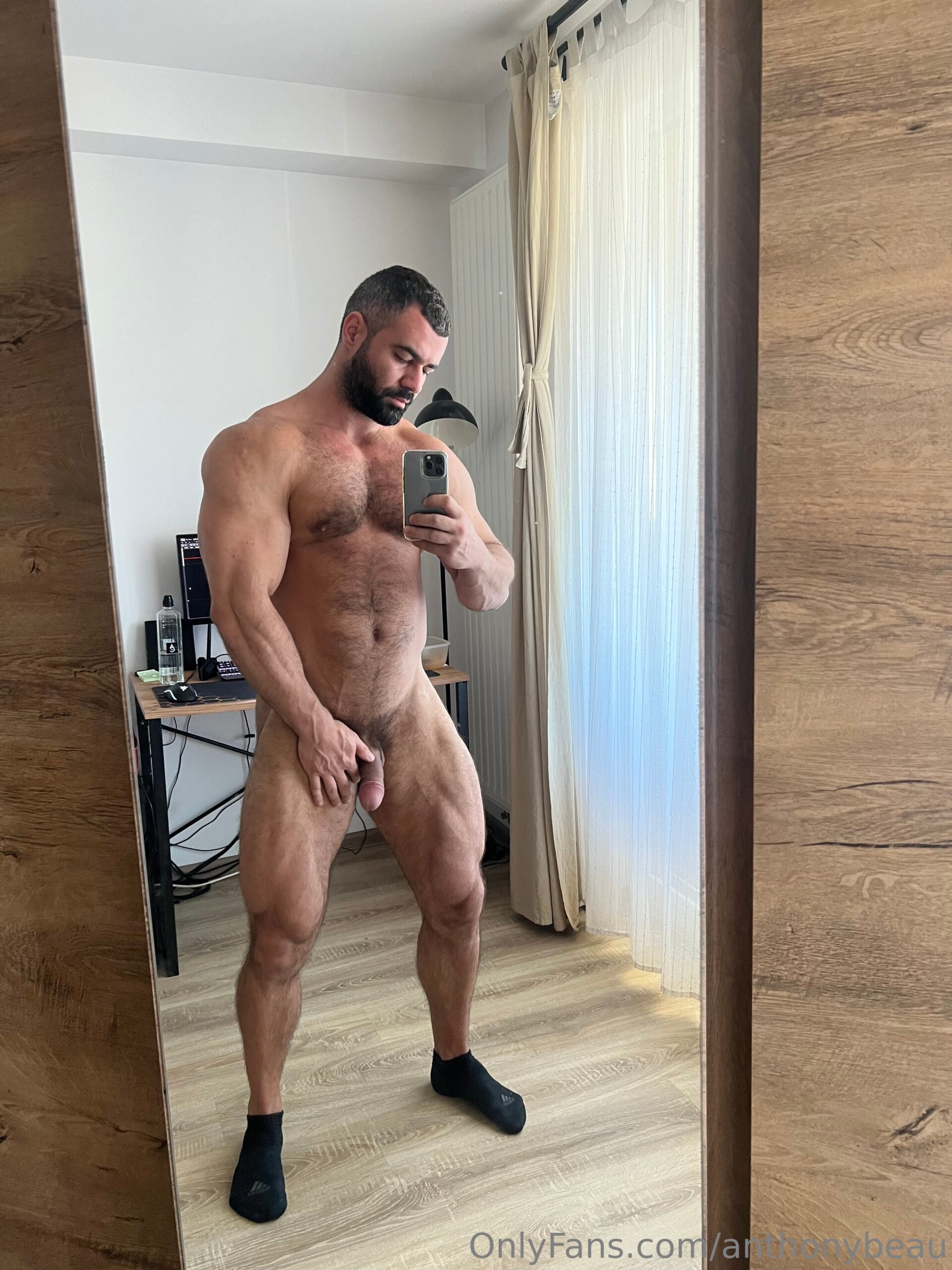 Hairy Anthony Beau leaked pics Sensational