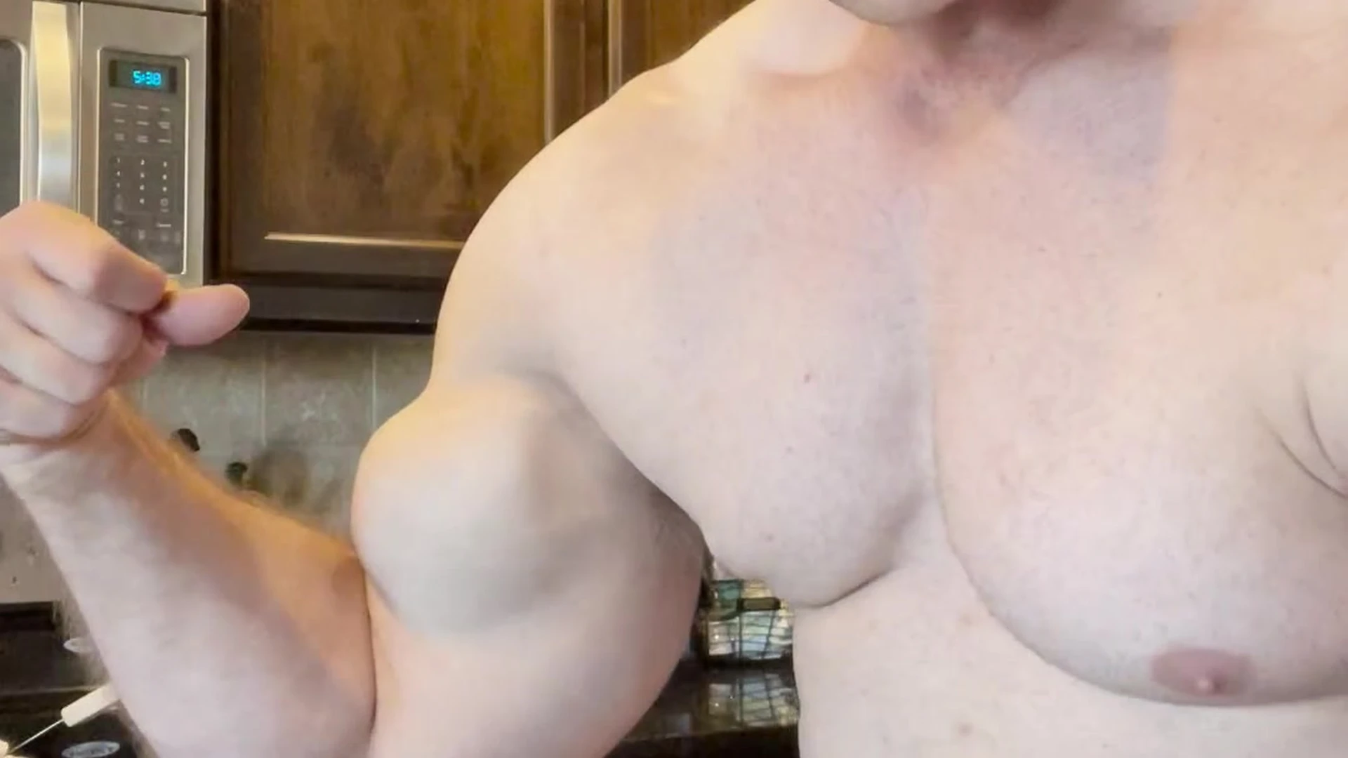 BABE pleasuring himself powerful IamSteel6