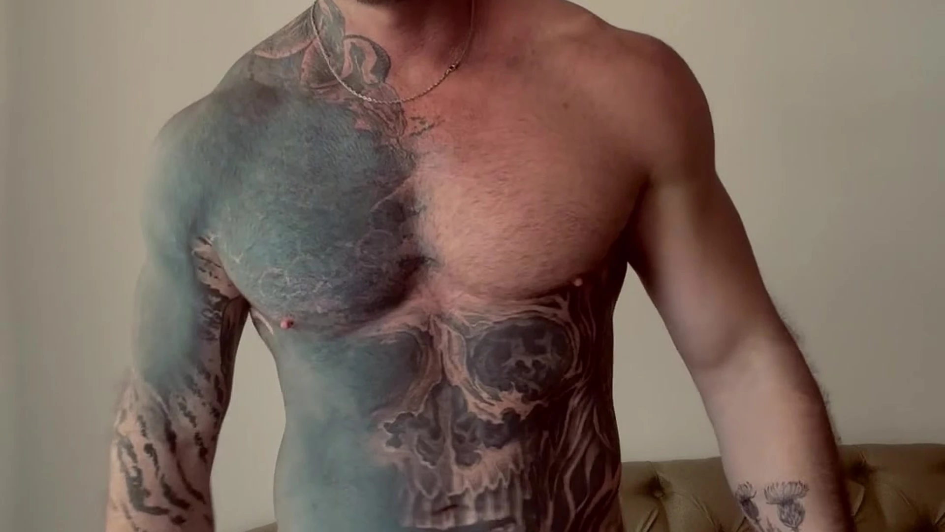 muscled Pituco papixtrong Naked Leaks