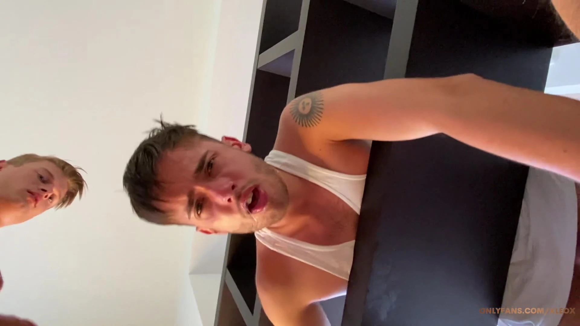 man bitch Revealing Leo Stuke Nudeleaks Exposed