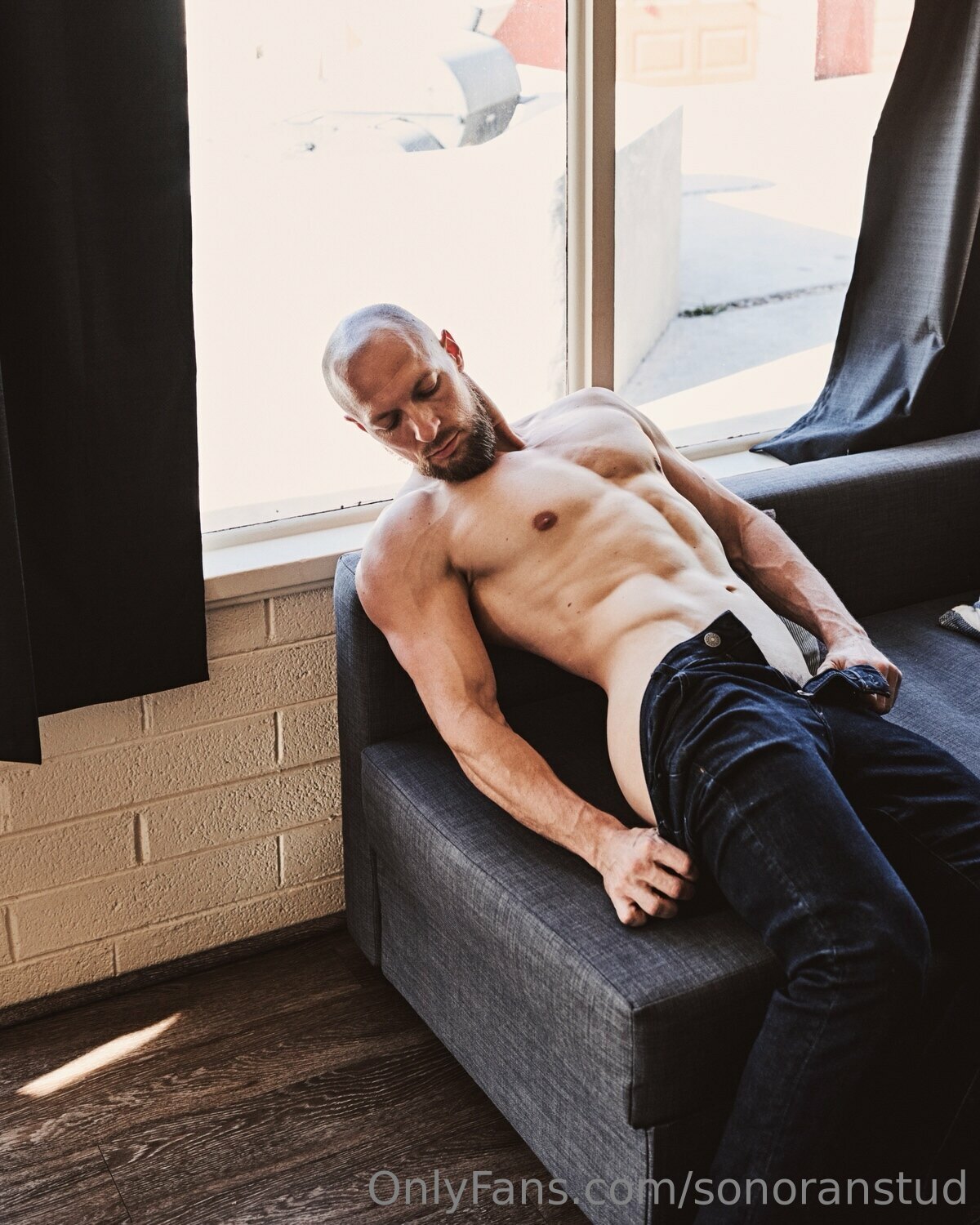 Dick-driven Bryan Hardy pic leak Epic