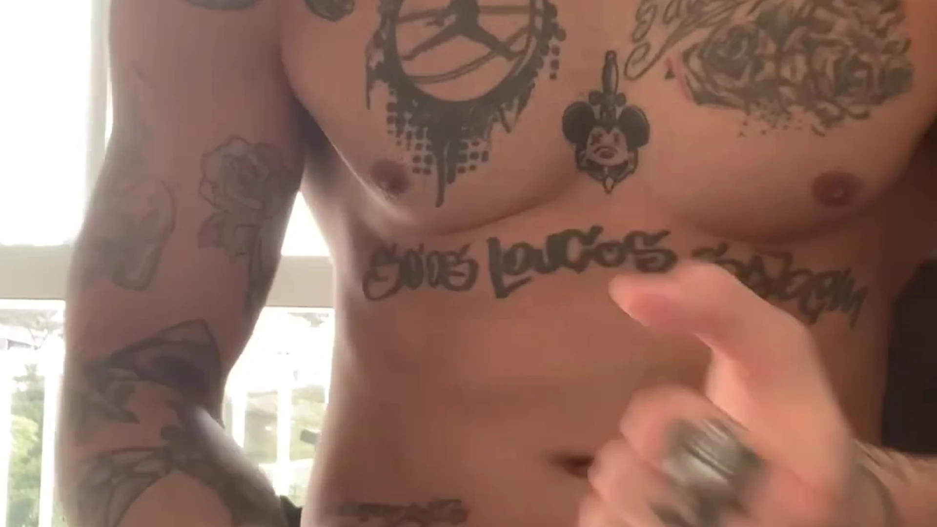 e-boy  Vicioso Luis Coppini nude porn leak Epic
