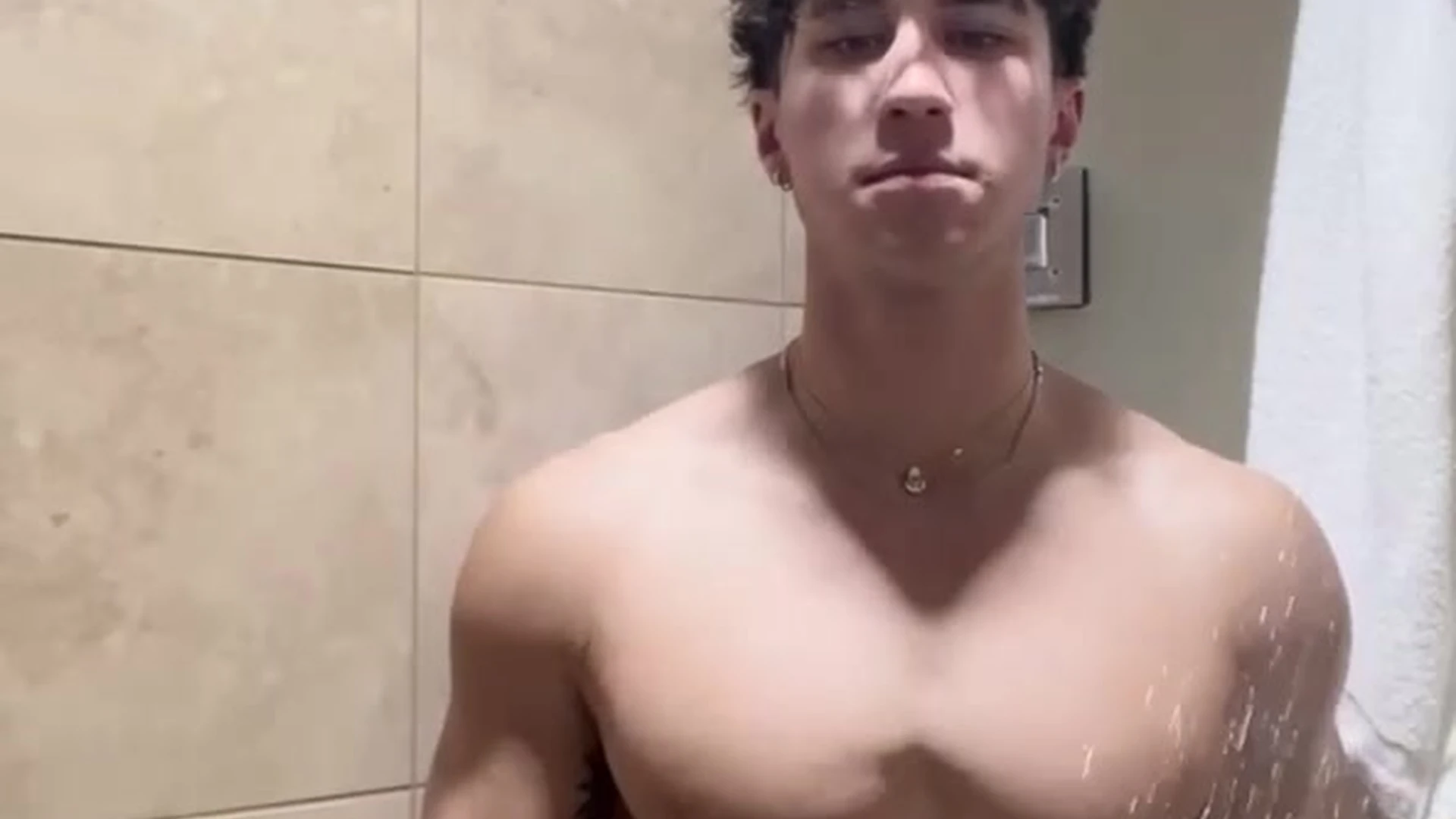 Sensational Empowered tiktoker evanlamicella of Full leaked video