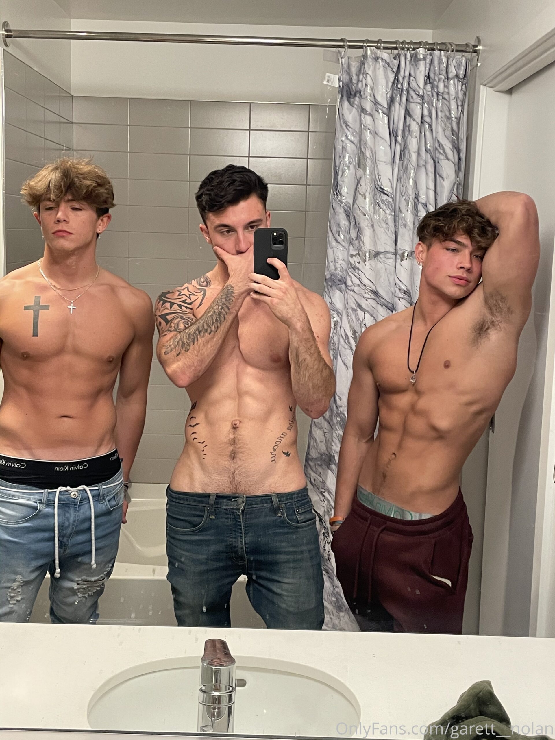 TIKTOK STAR garett__nolan nude