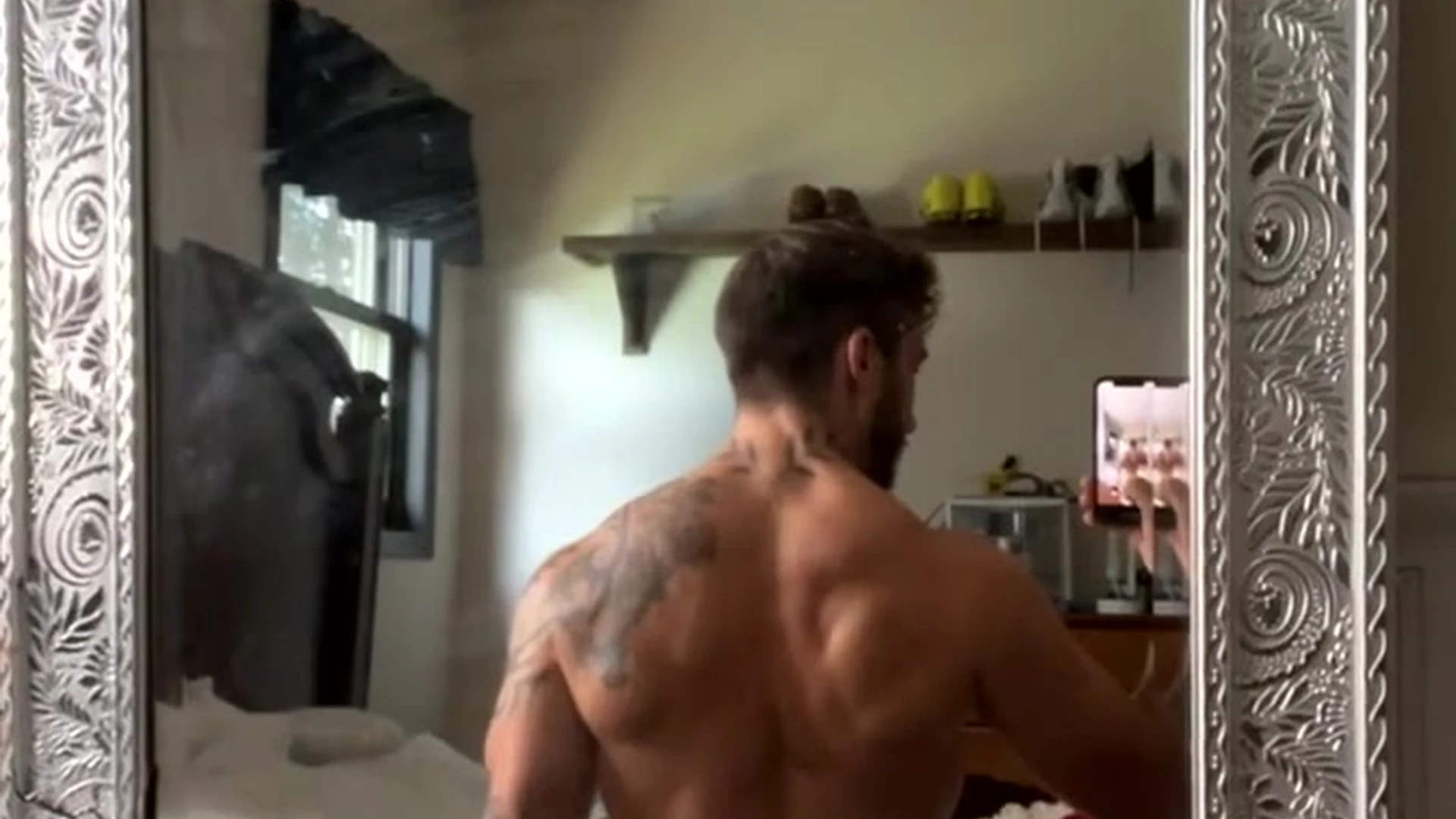 man bitch pleasuring himself TIKTOKER Garett Nolan leaked