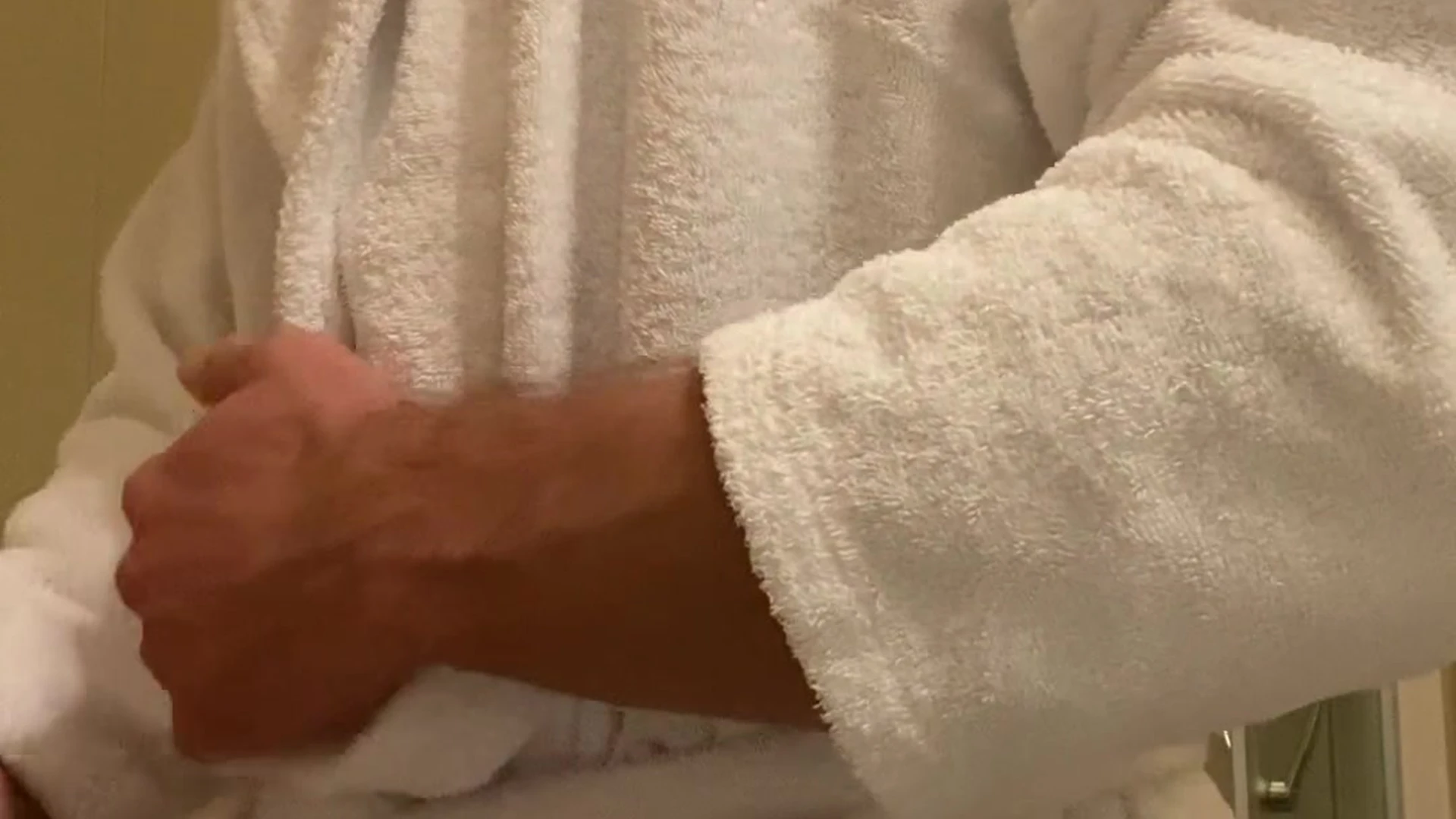 обильно кончающий Илья Гнётов onlyfans Sensational