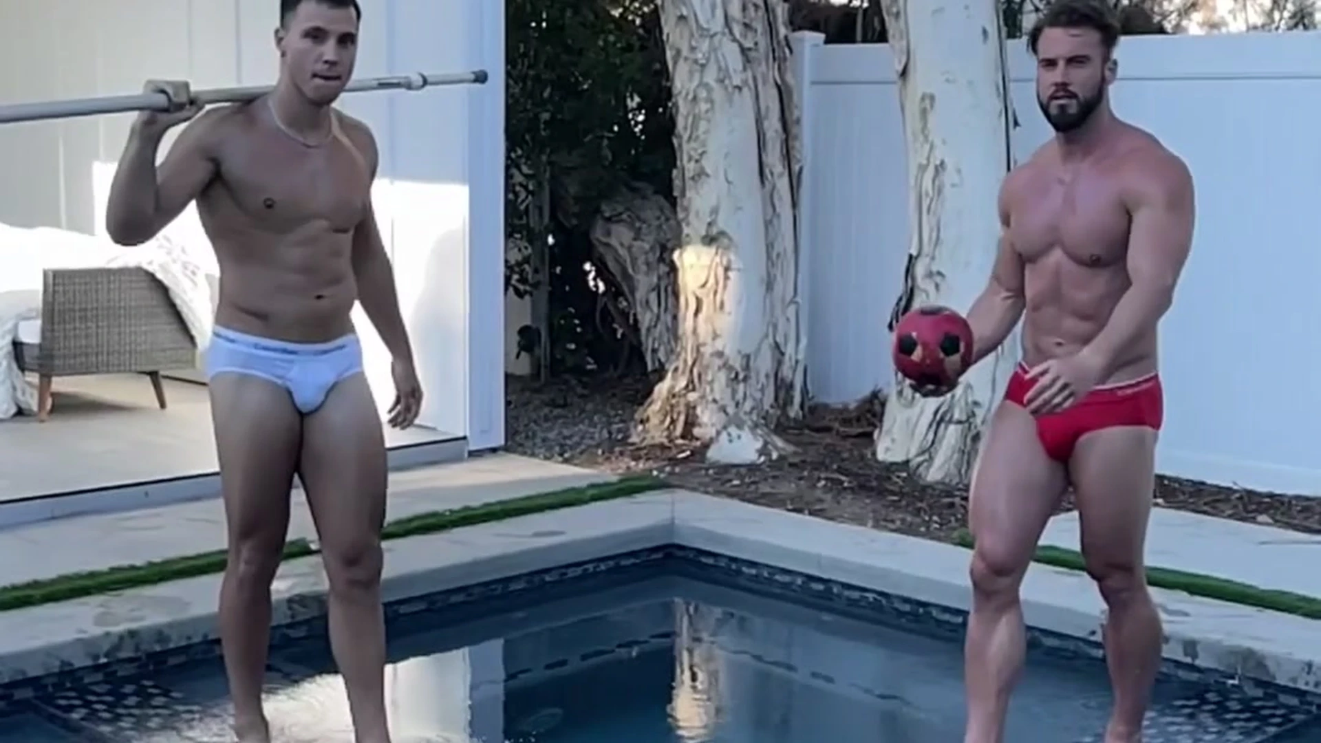 muscular INFLUENCER tayoricci   Exclusive video full Exposed