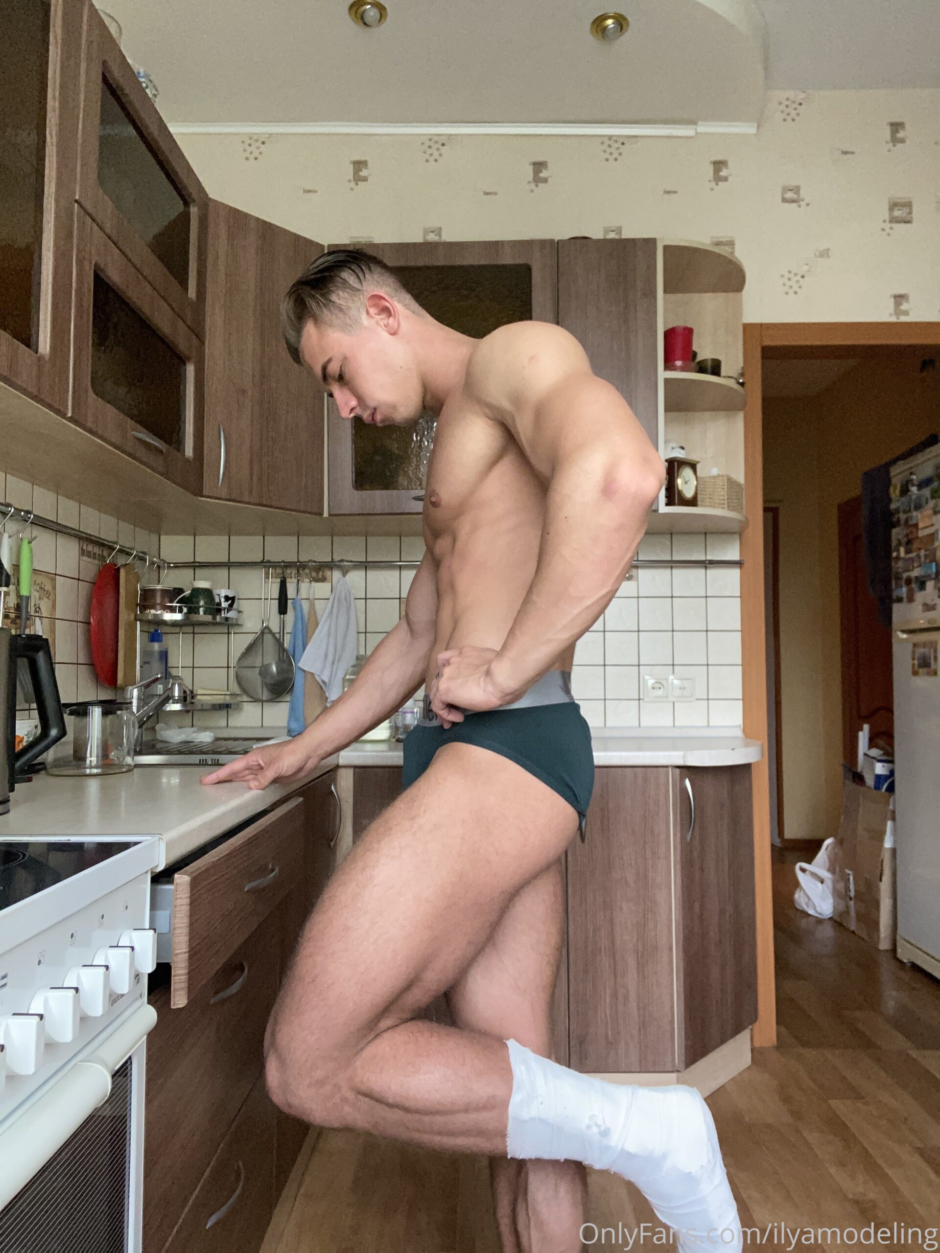 fucktoy сексуально ориентированный MuscularFriend onlyfans leak pic Epic