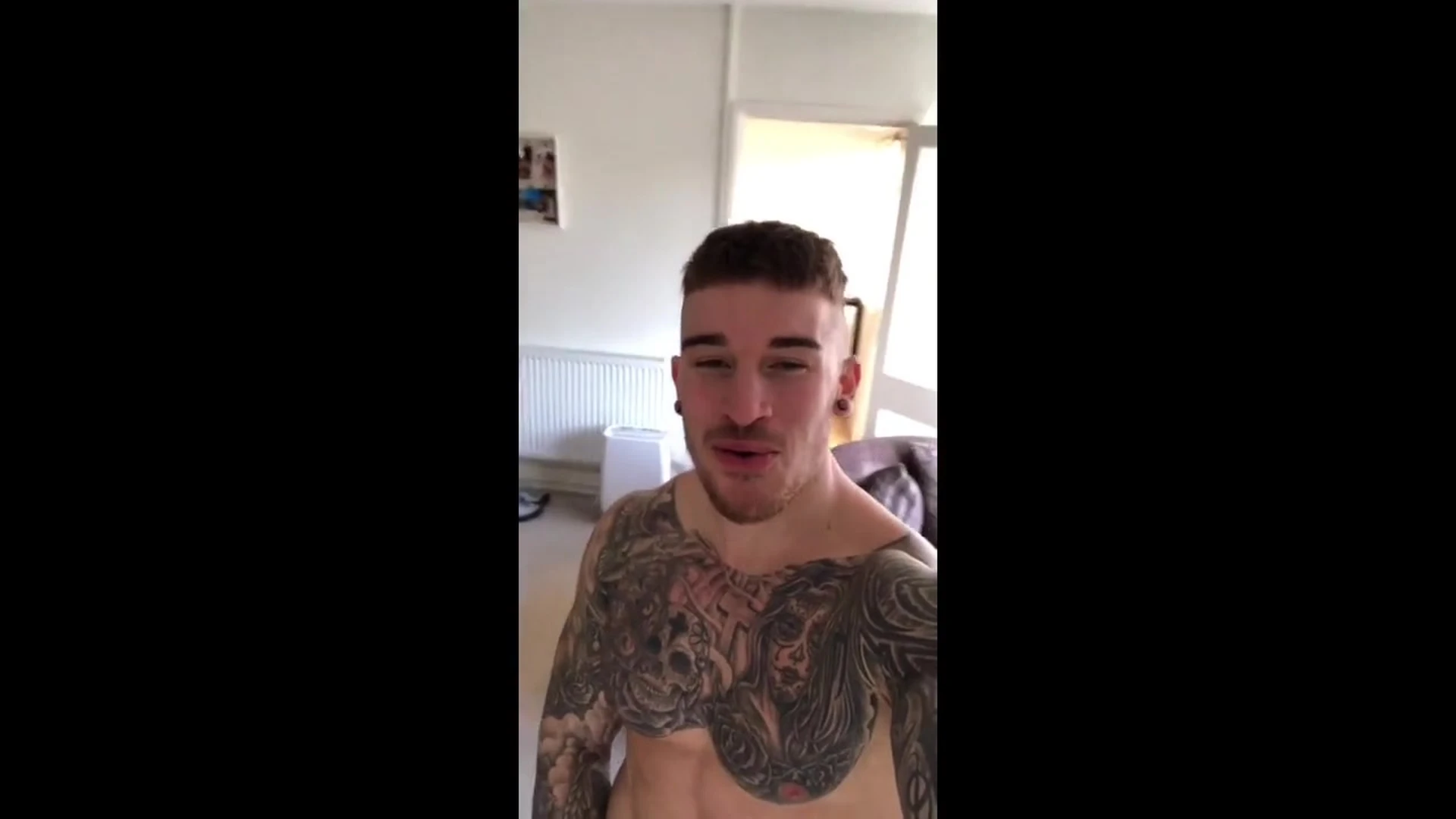 Pervy Hatts17 nude pecs Epic