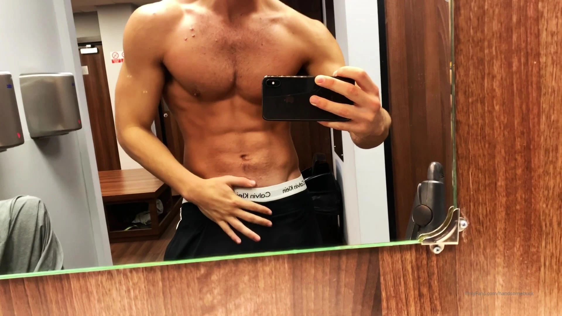 thick handsomebuck Onlyfans Leaks VIDFULL